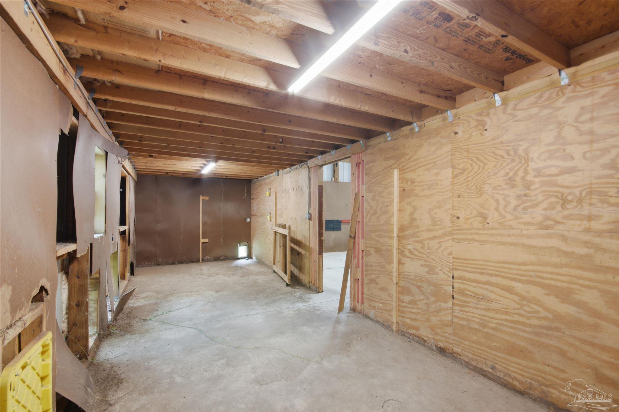 property viewer photo 37