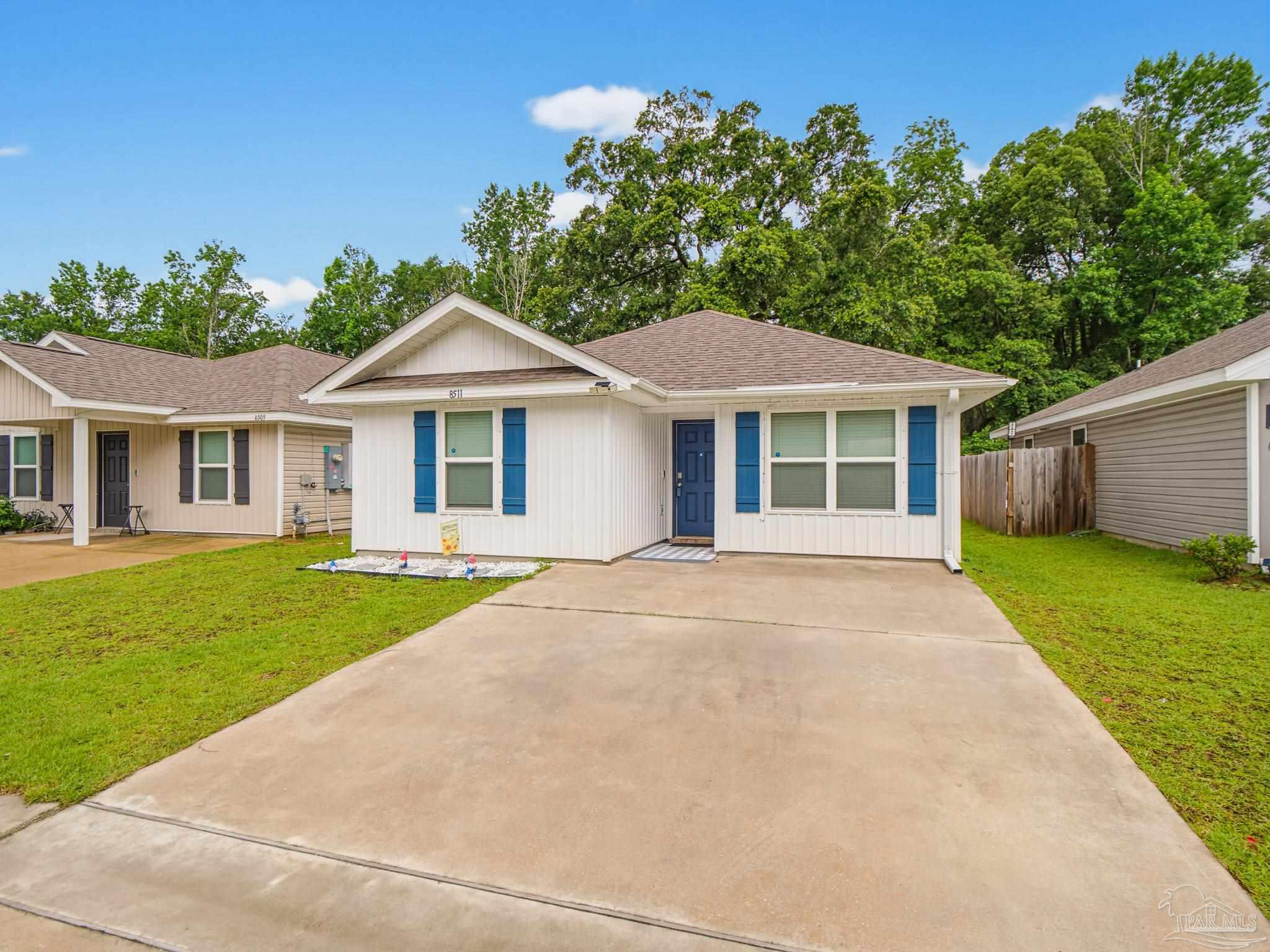 main property photo 0