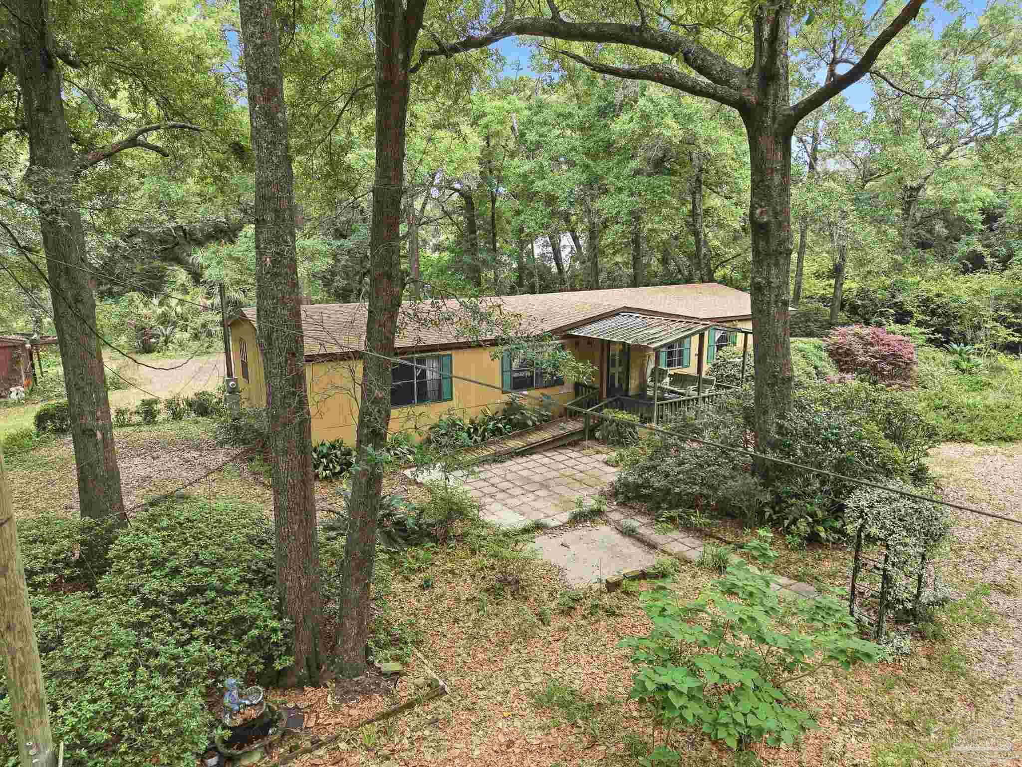 main property photo 10
