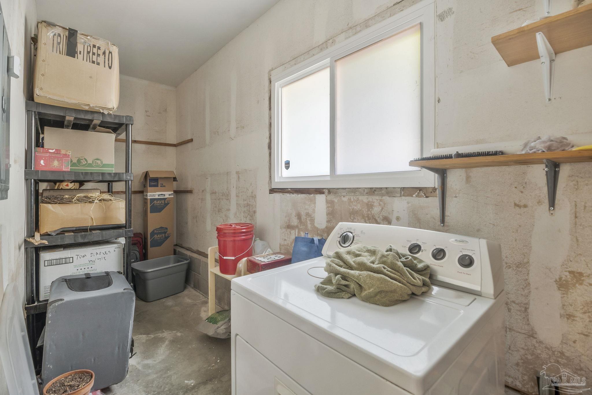main property photo 33