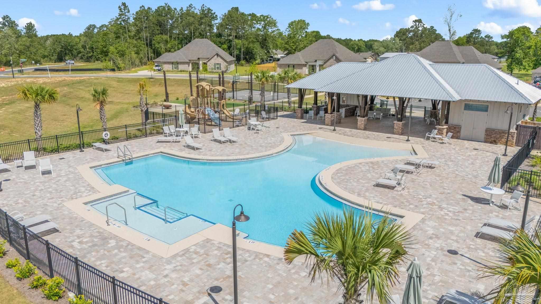 main property photo 70