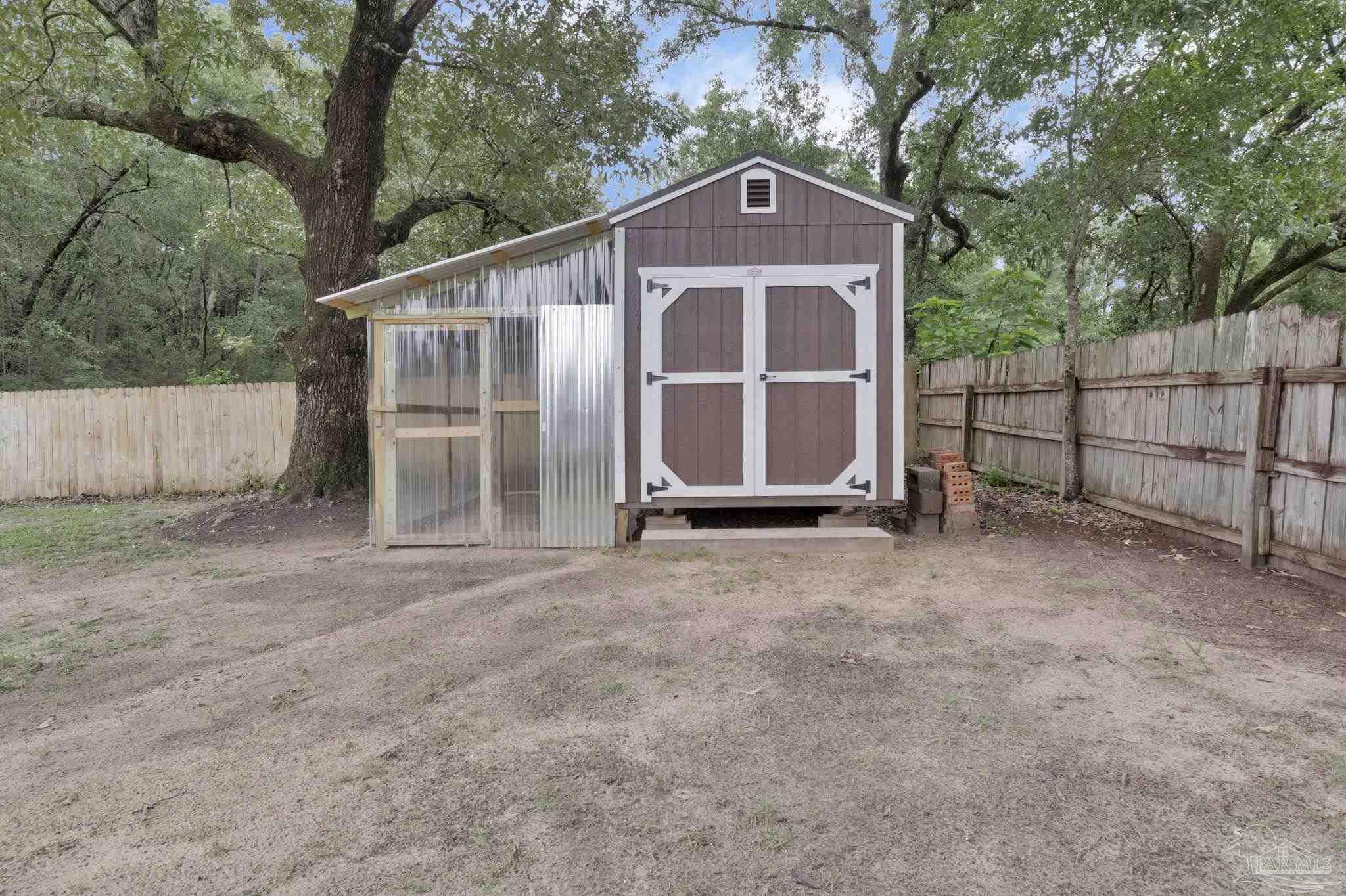 main property photo 60