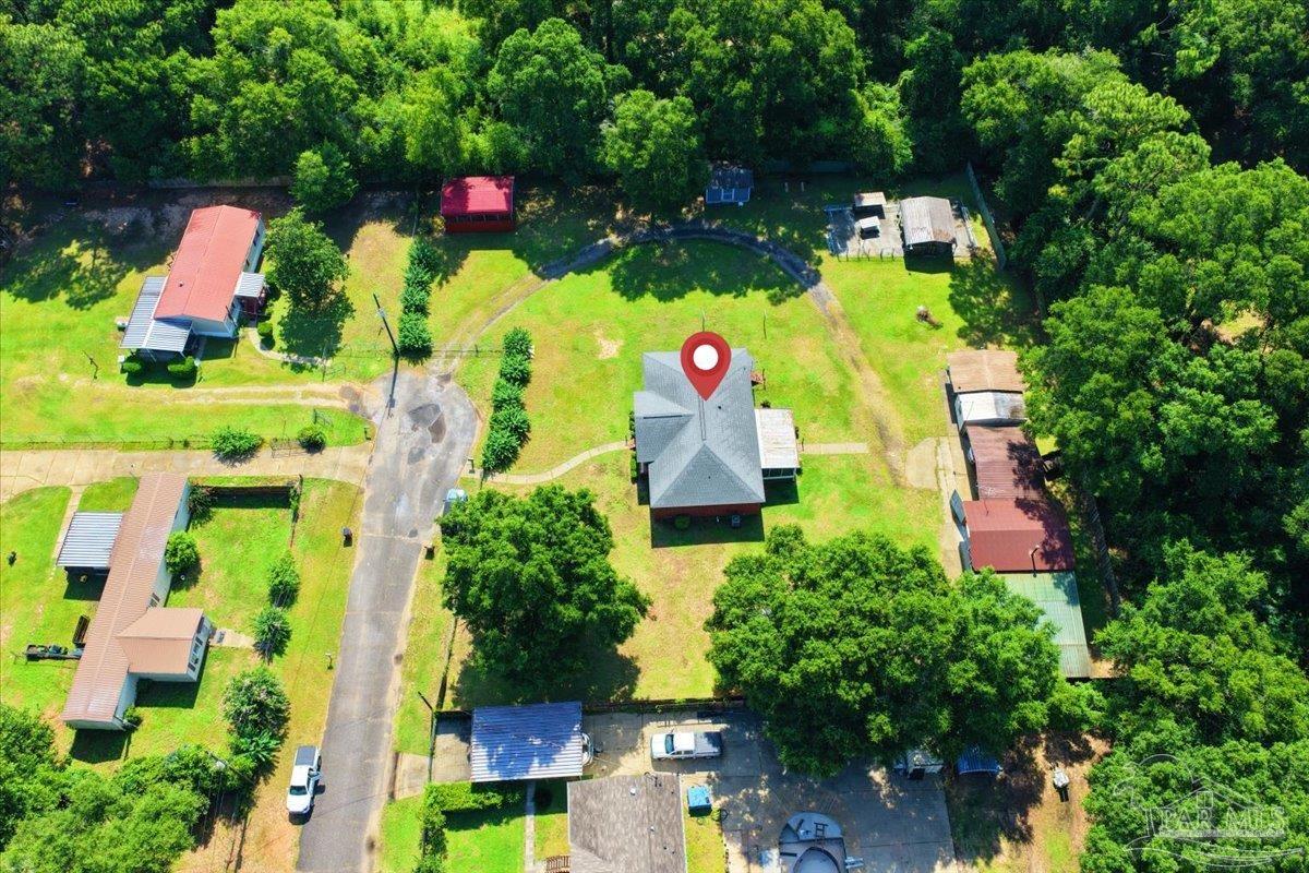 main property photo 32