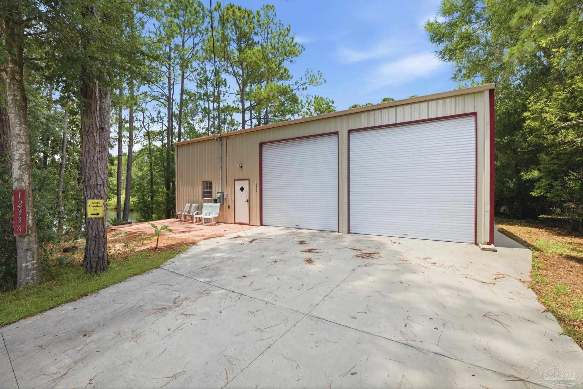 main property photo 0
