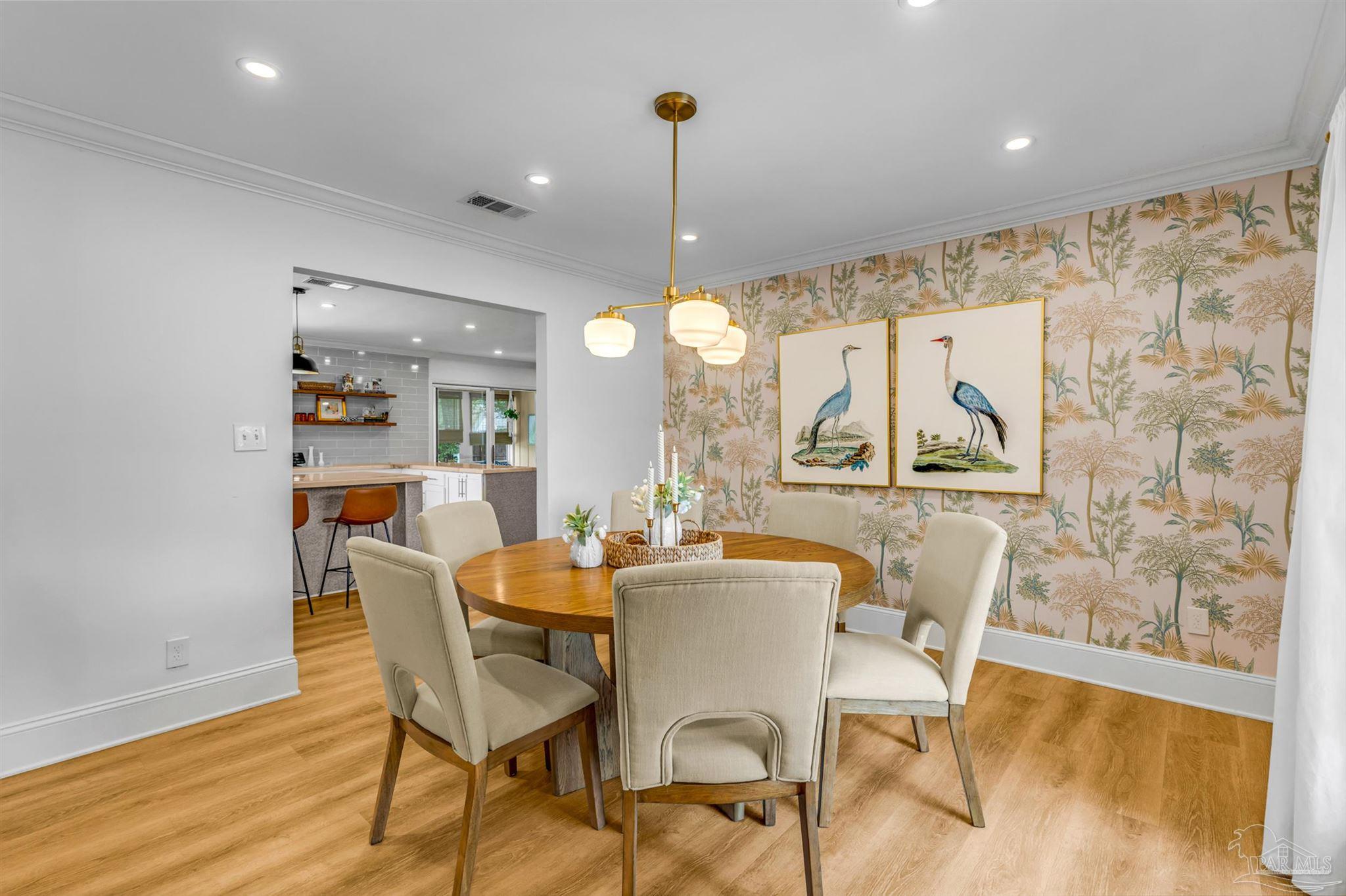 property viewer photo 5