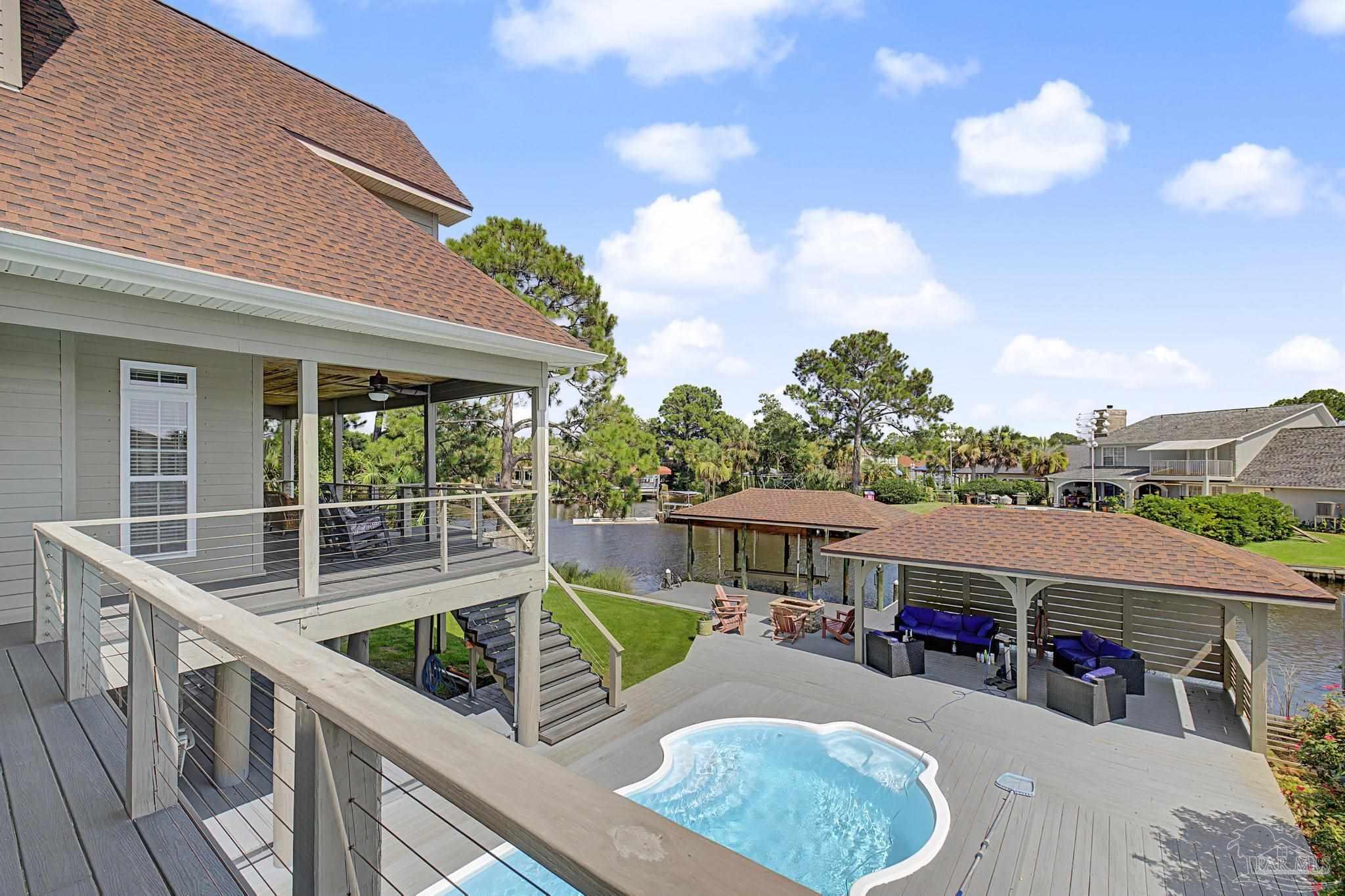 main property photo 19