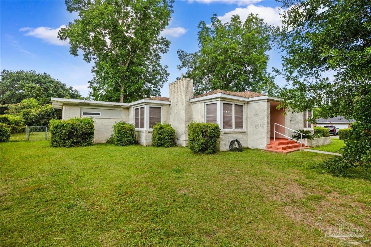main property photo 0