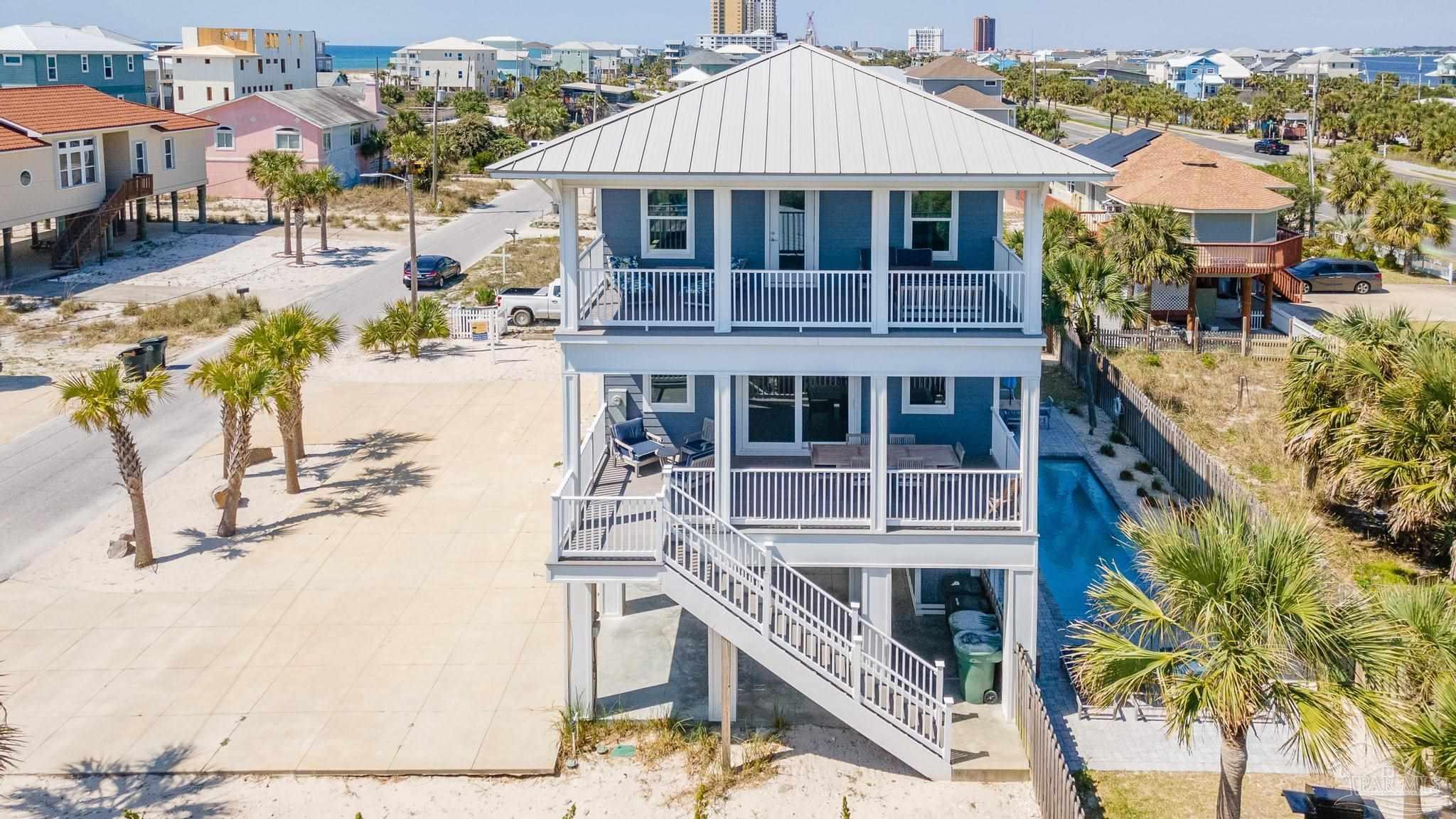 main property photo 19