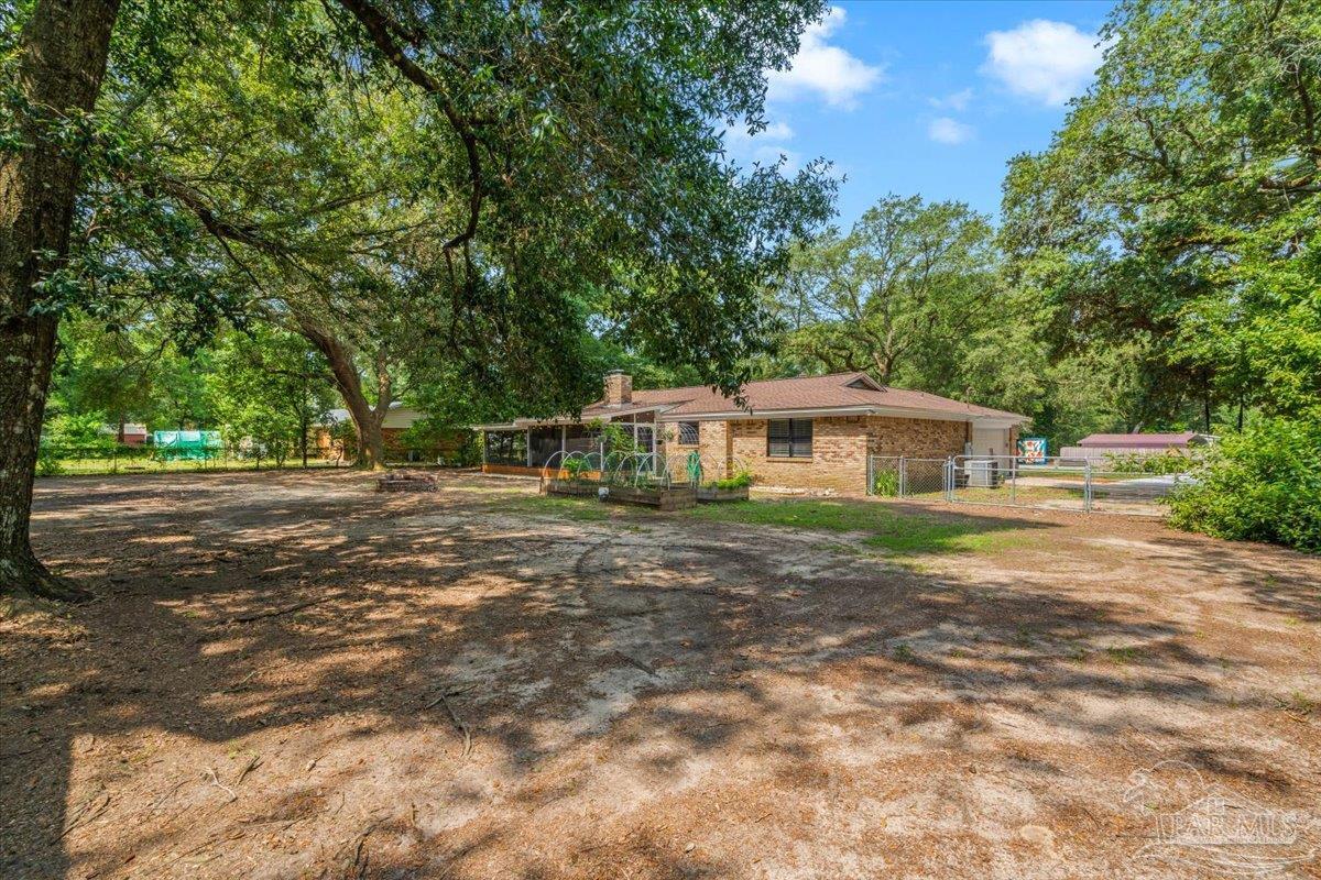 main property photo 39