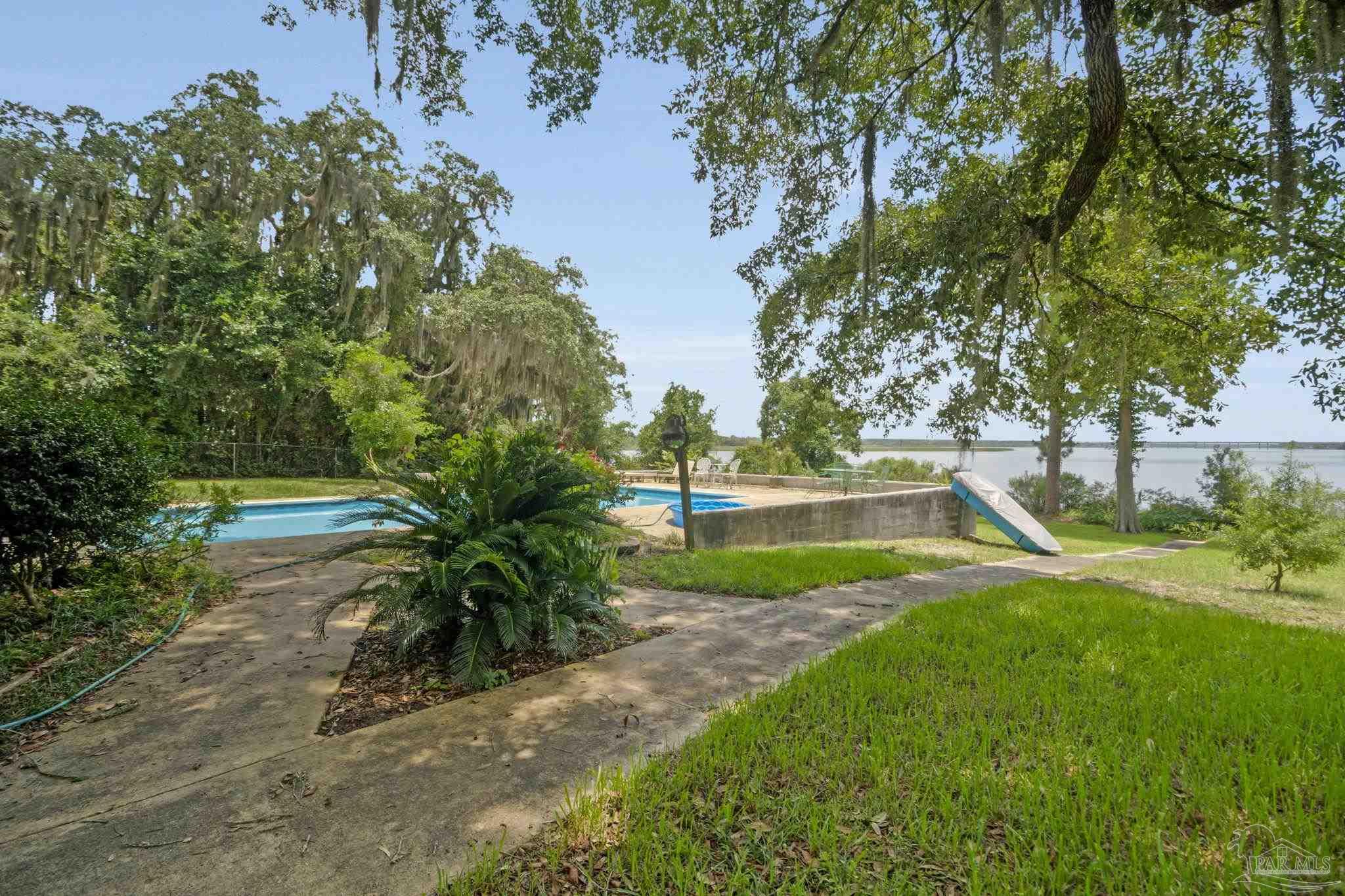 main property photo 54