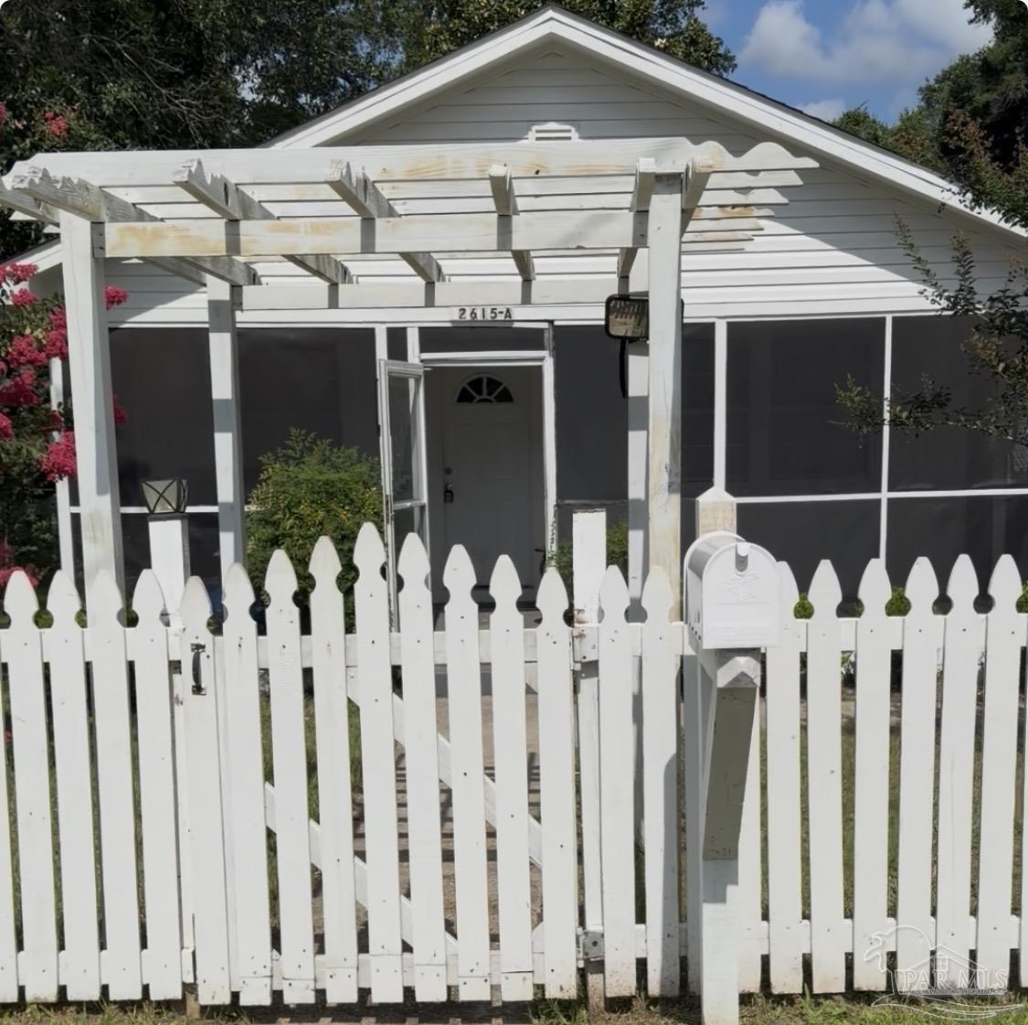 main property photo 0