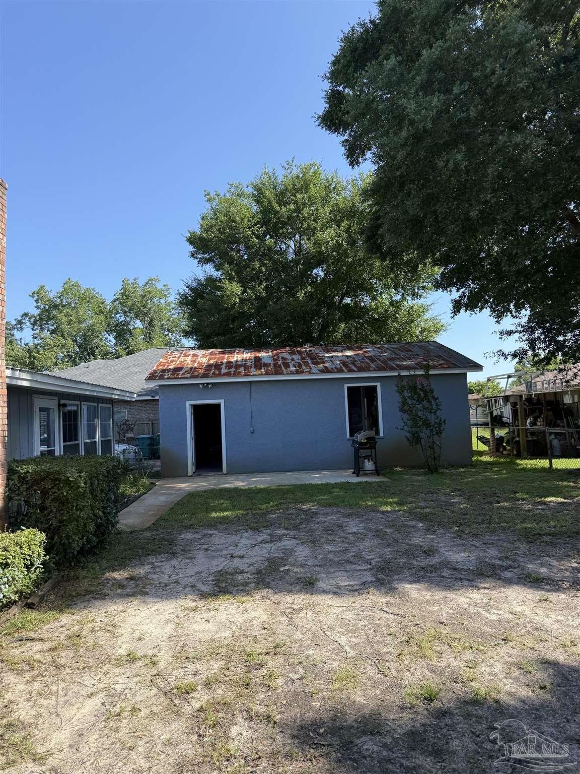 main property photo 24