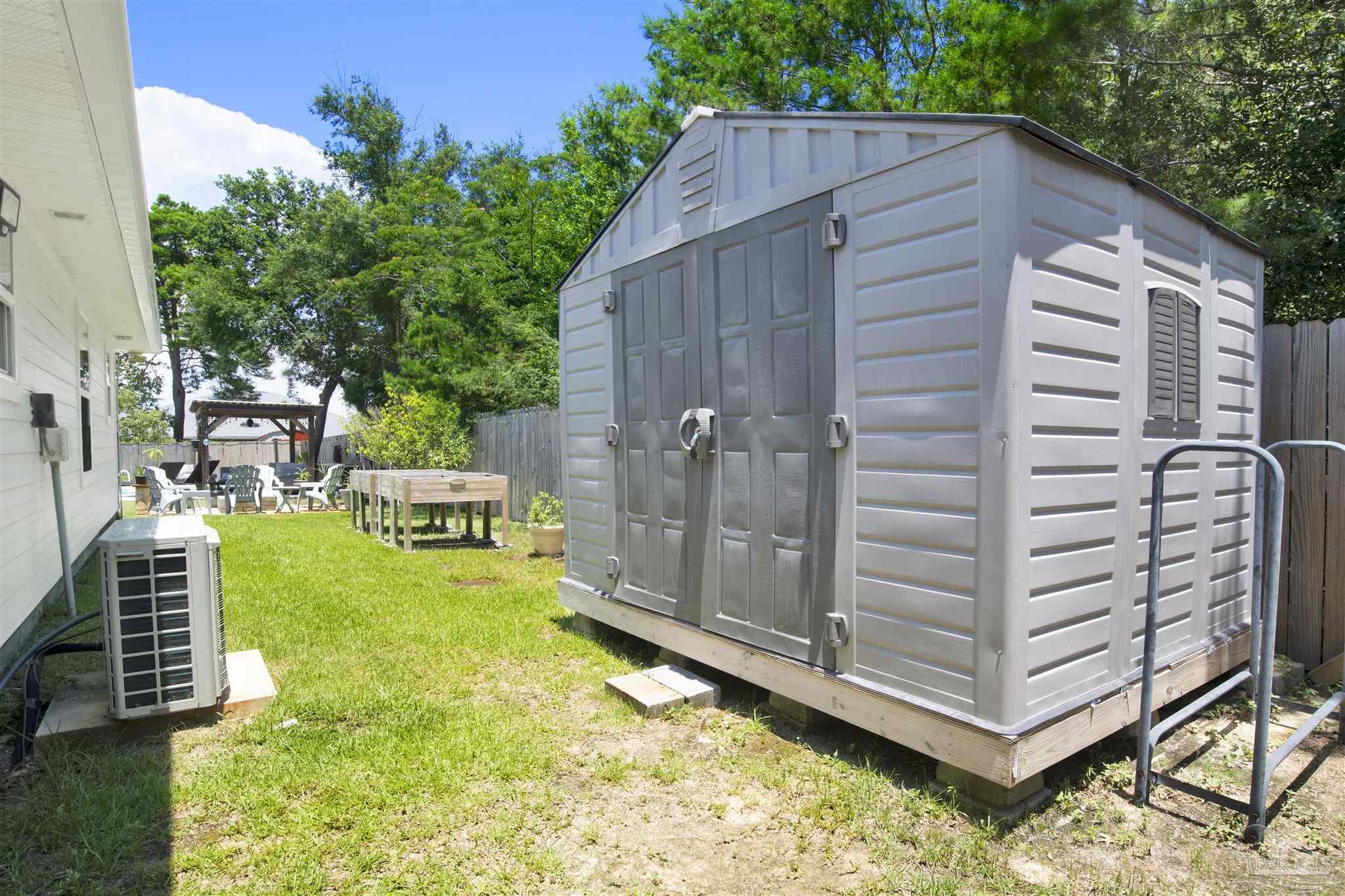 main property photo 47