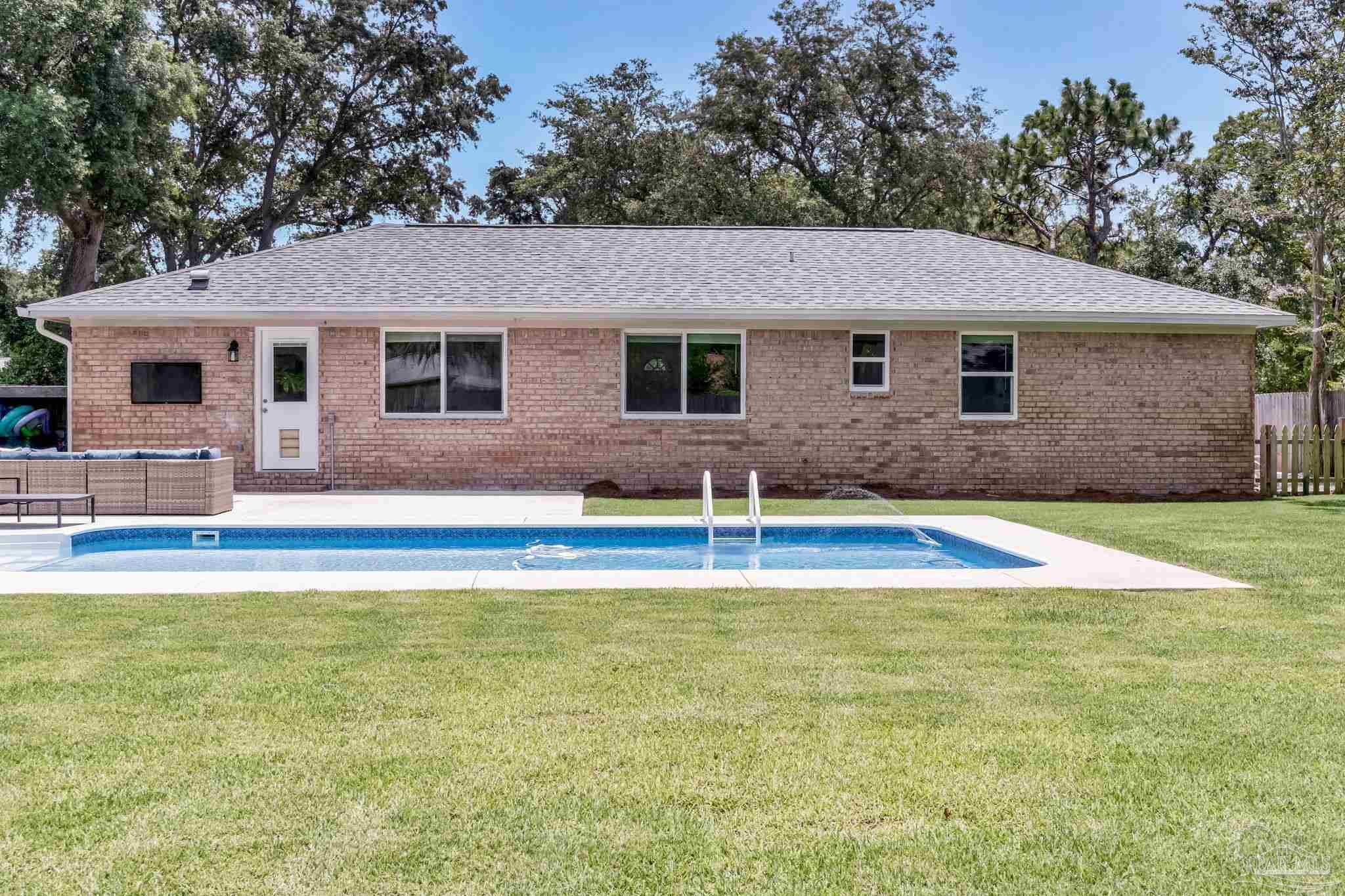 main property photo 65