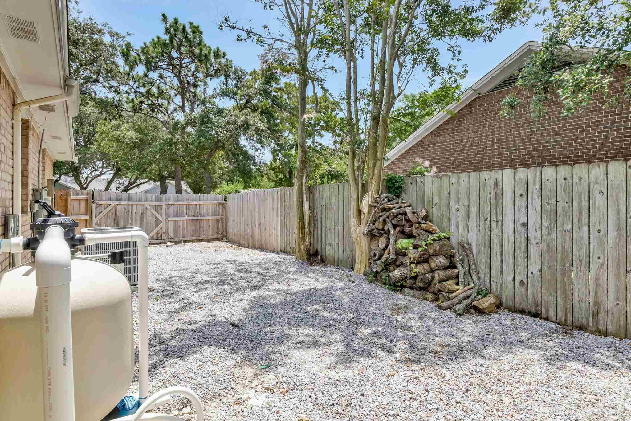 main property photo 70