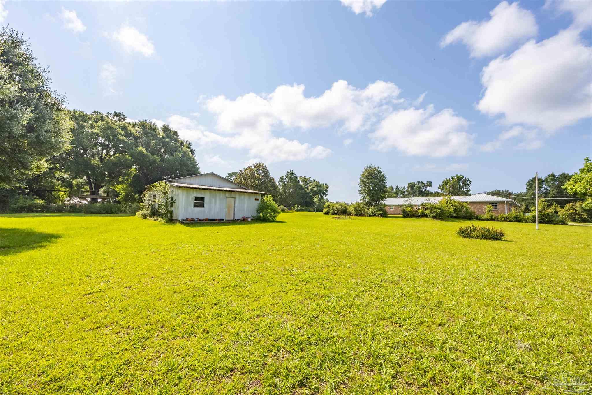 main property photo 40