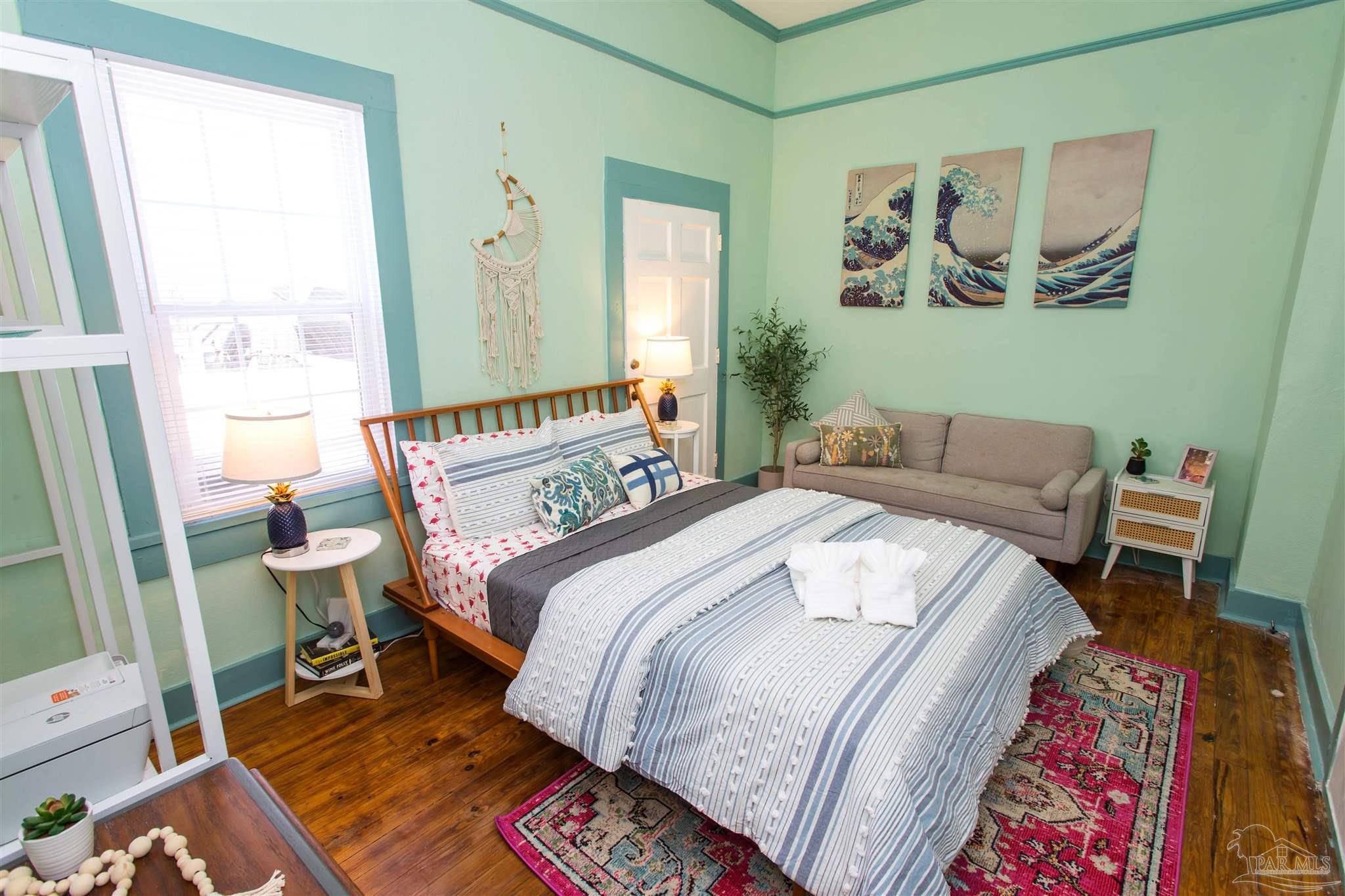 main property photo 22