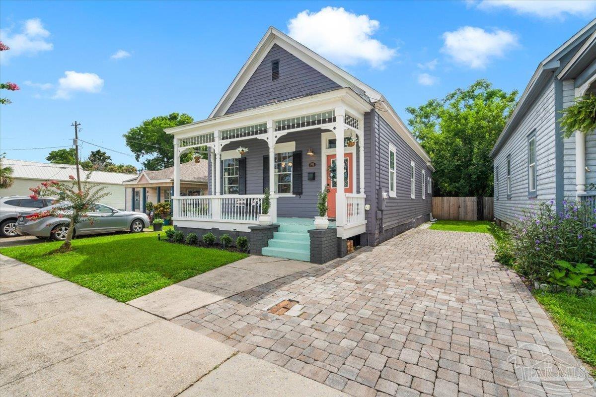 main property photo 3
