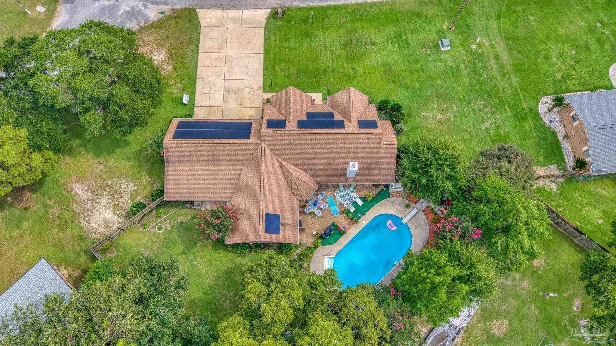 main property photo 43