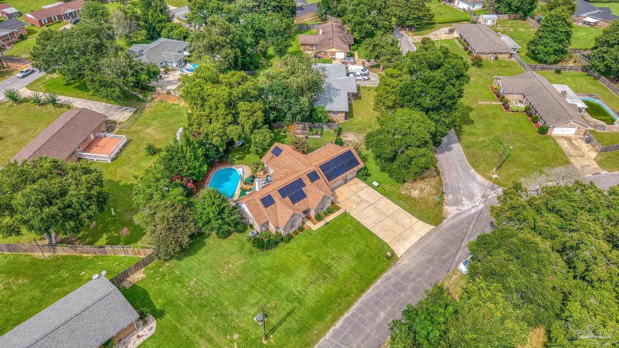 main property photo 45