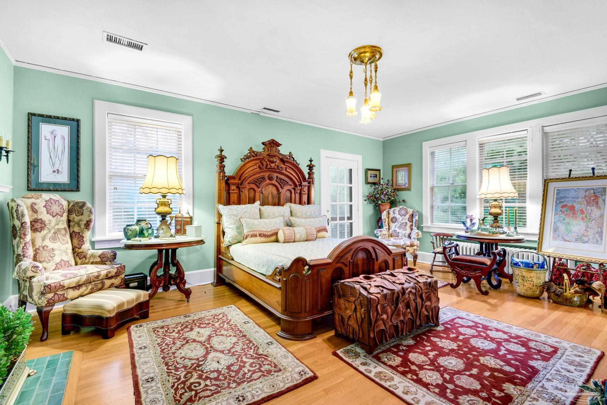 main property photo 24