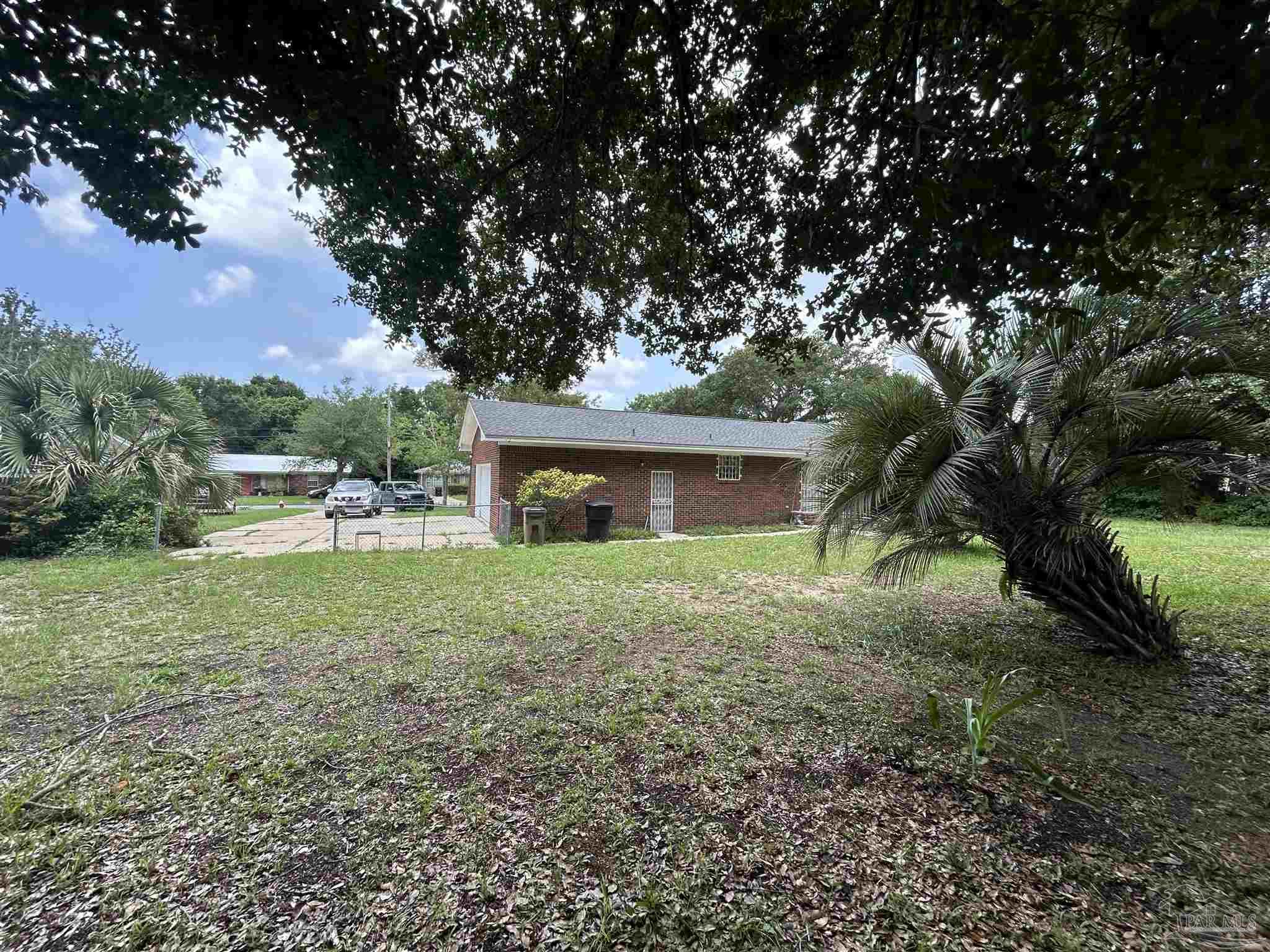 main property photo 16