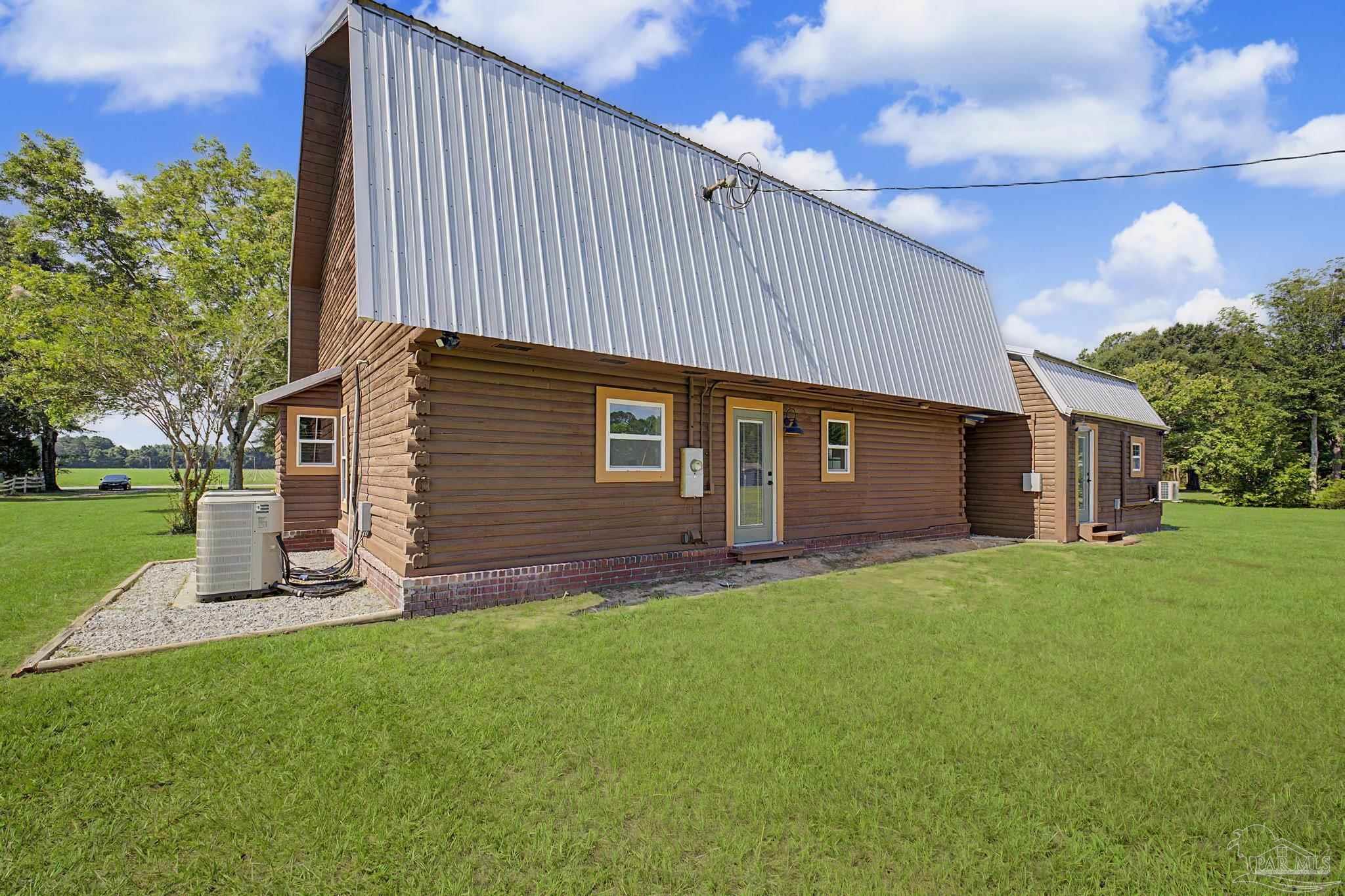main property photo 45