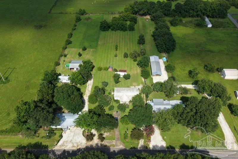 main property photo 30