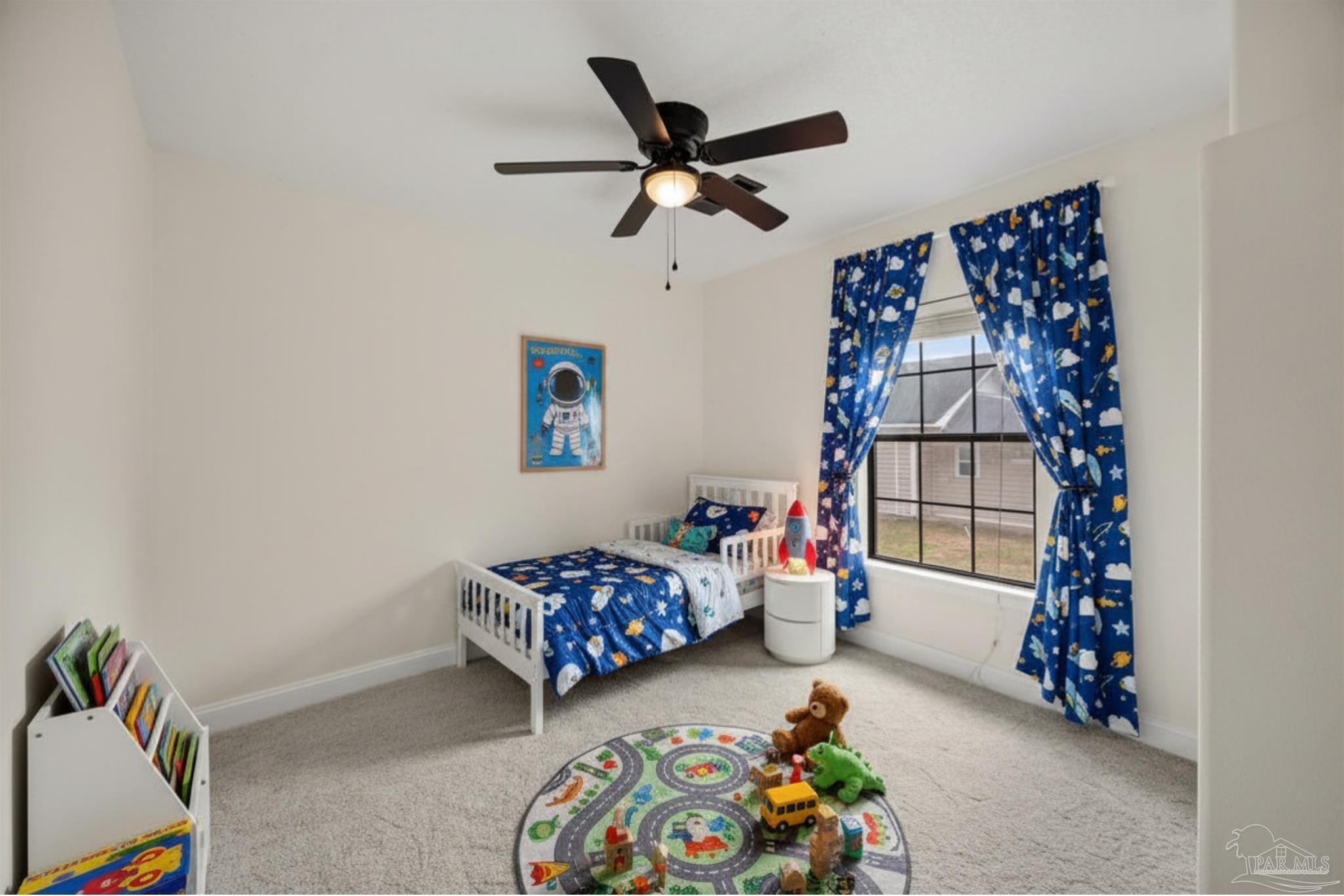 main property photo 30