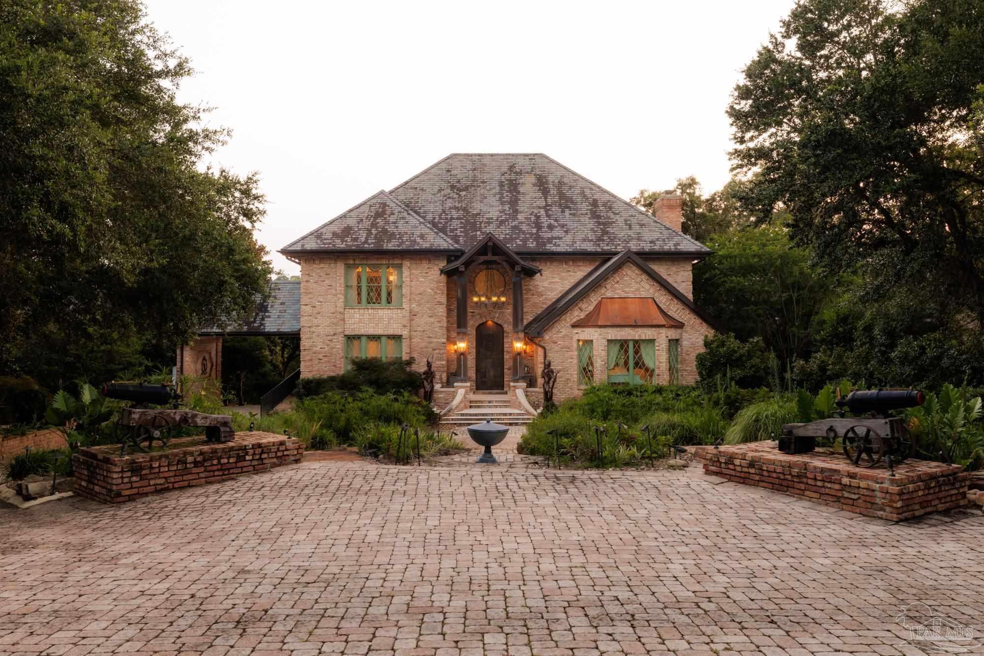 main property photo 0