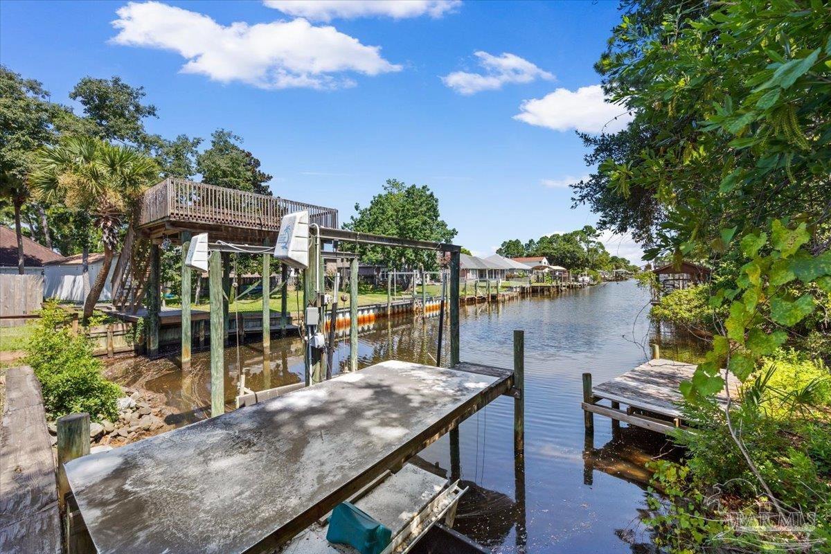 main property photo 38