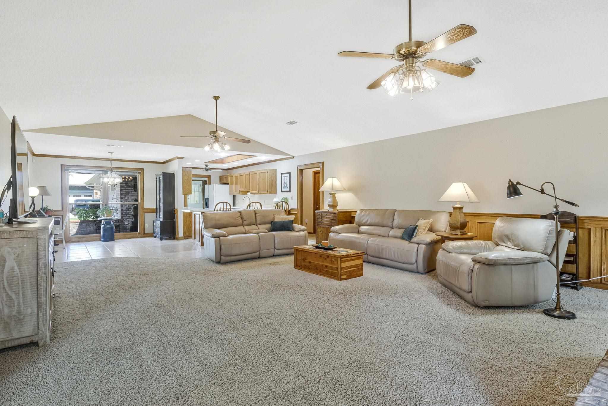 property viewer photo 10