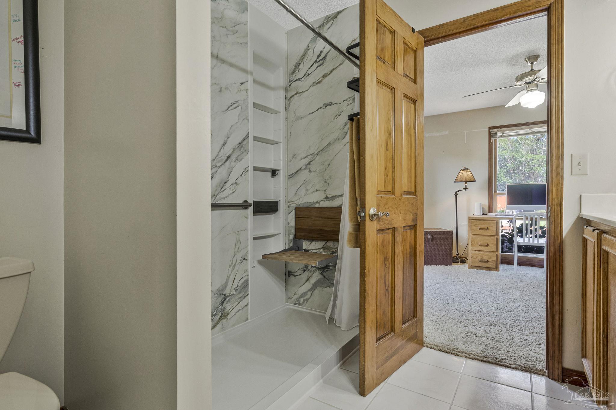 property viewer photo 20