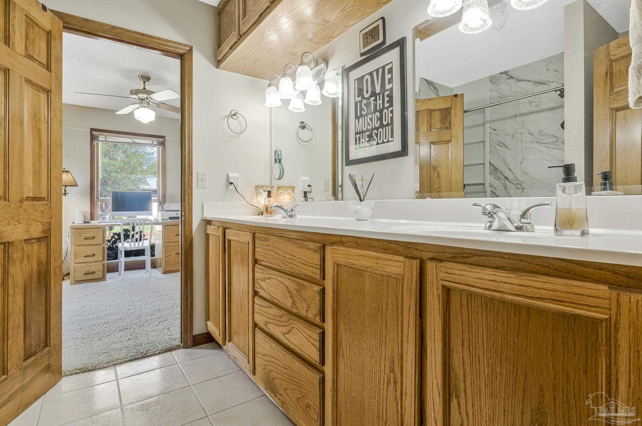 property viewer photo 22
