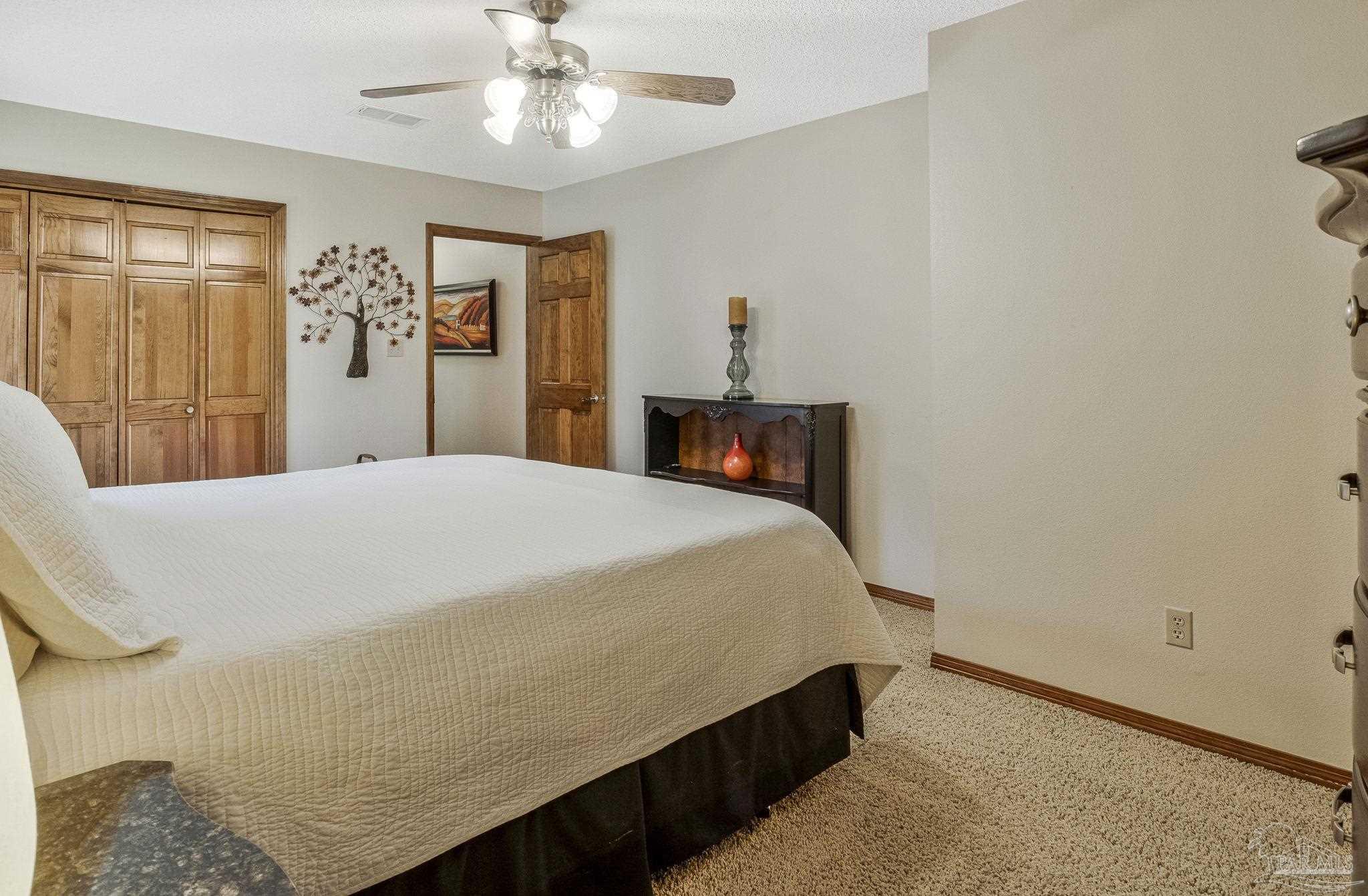 property viewer photo 27