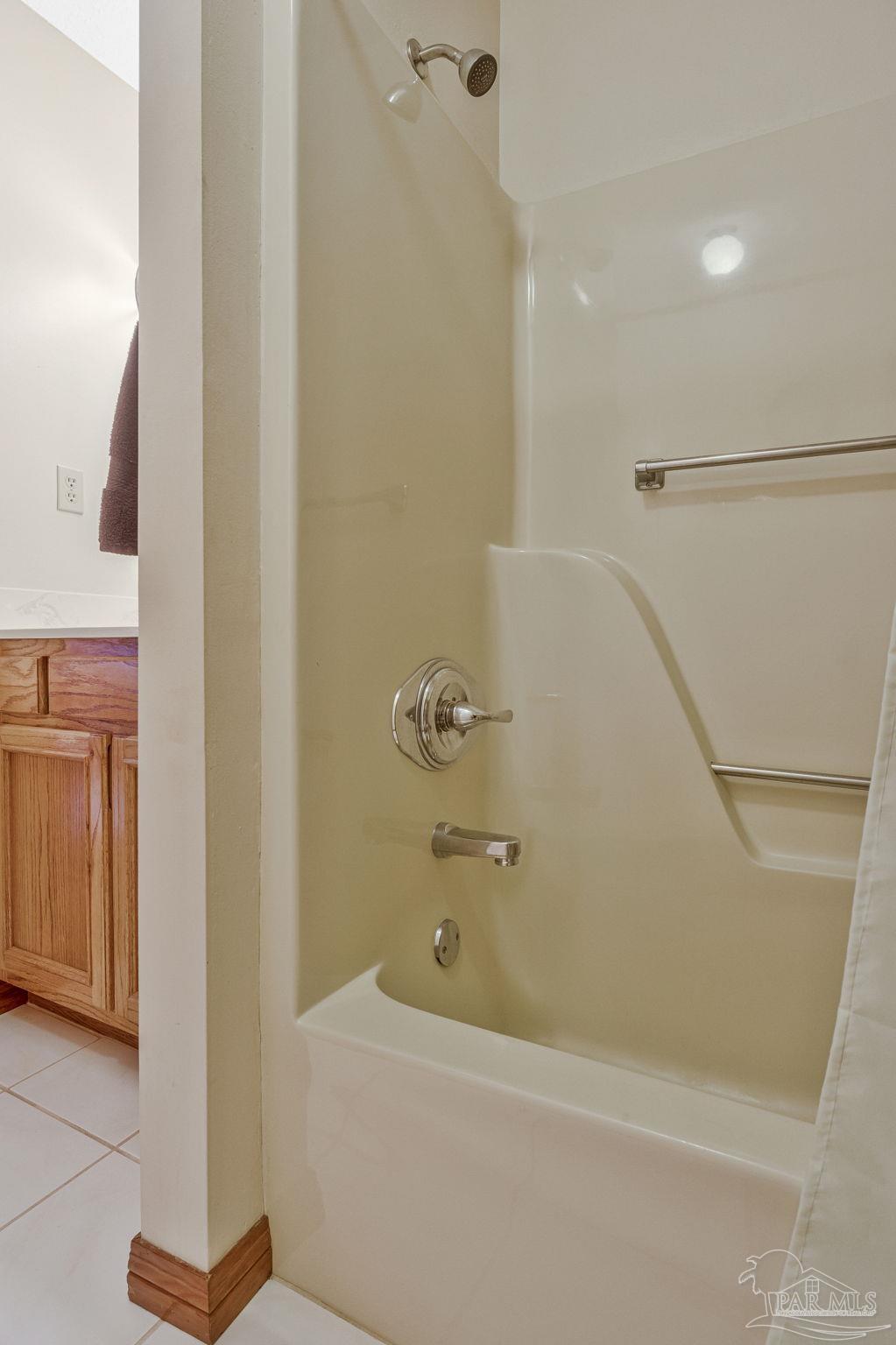 property viewer photo 30