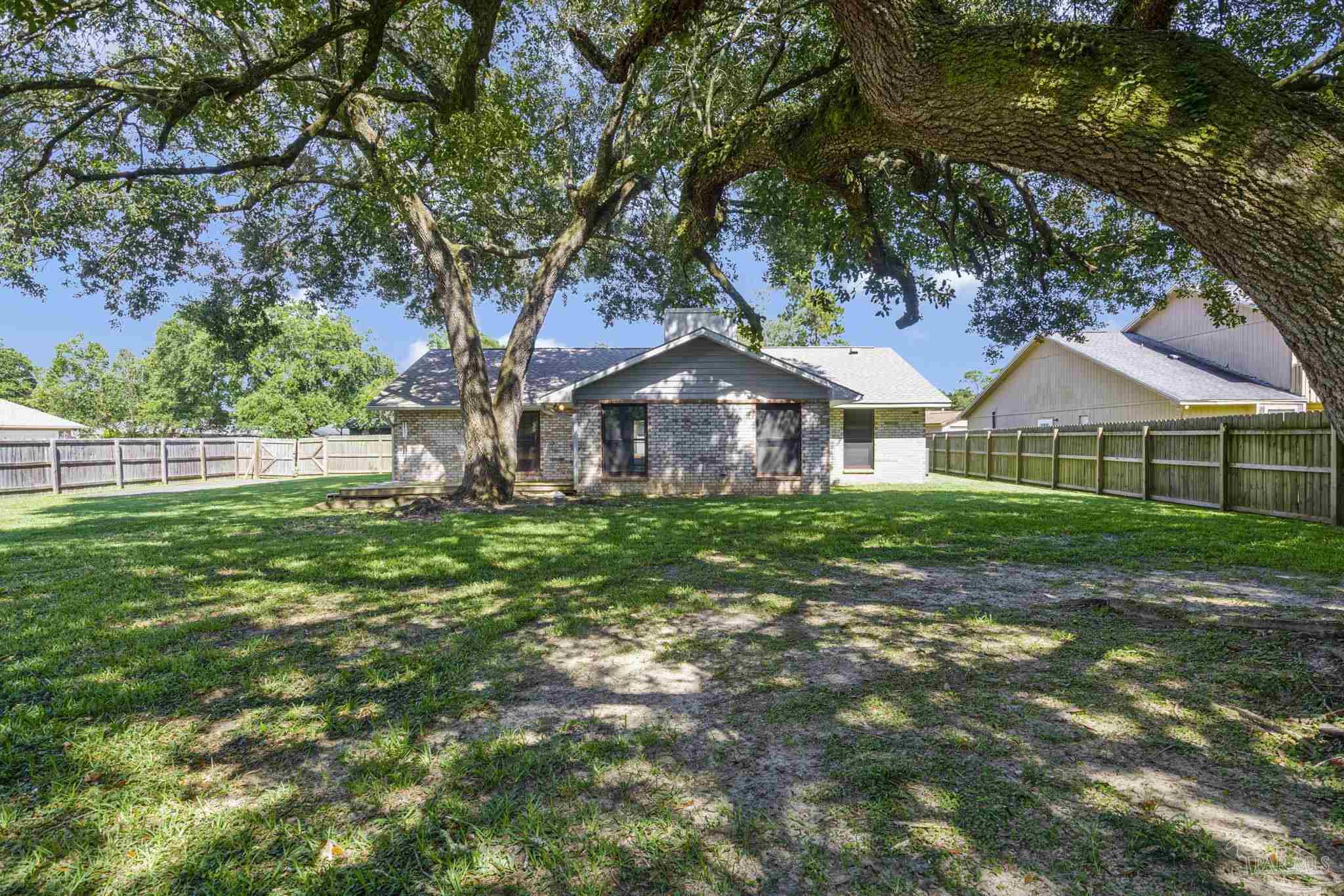 property viewer photo 36