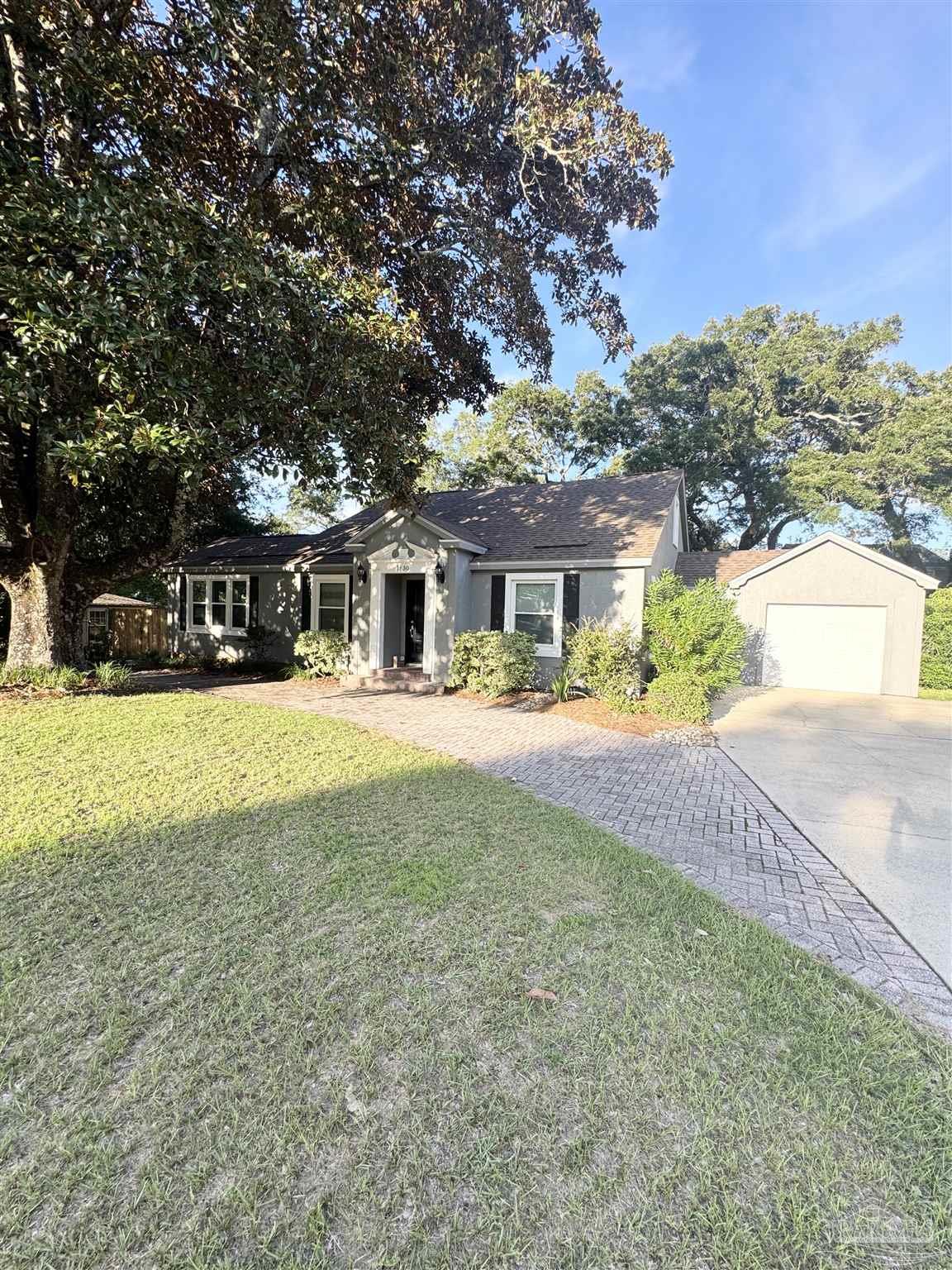 main property photo 0