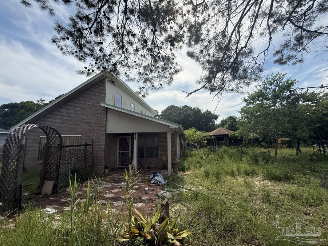 main property photo 8