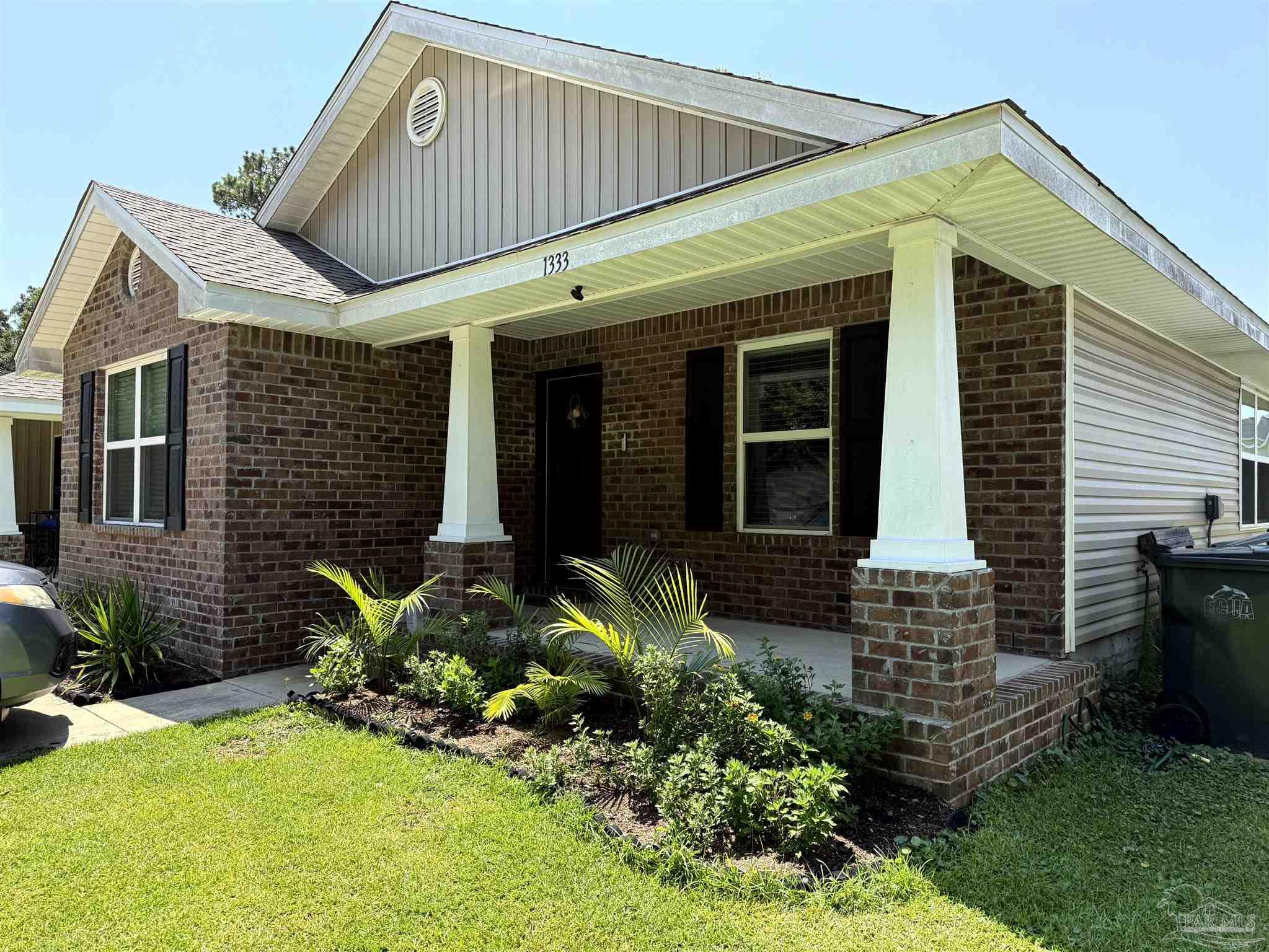 main property photo 0