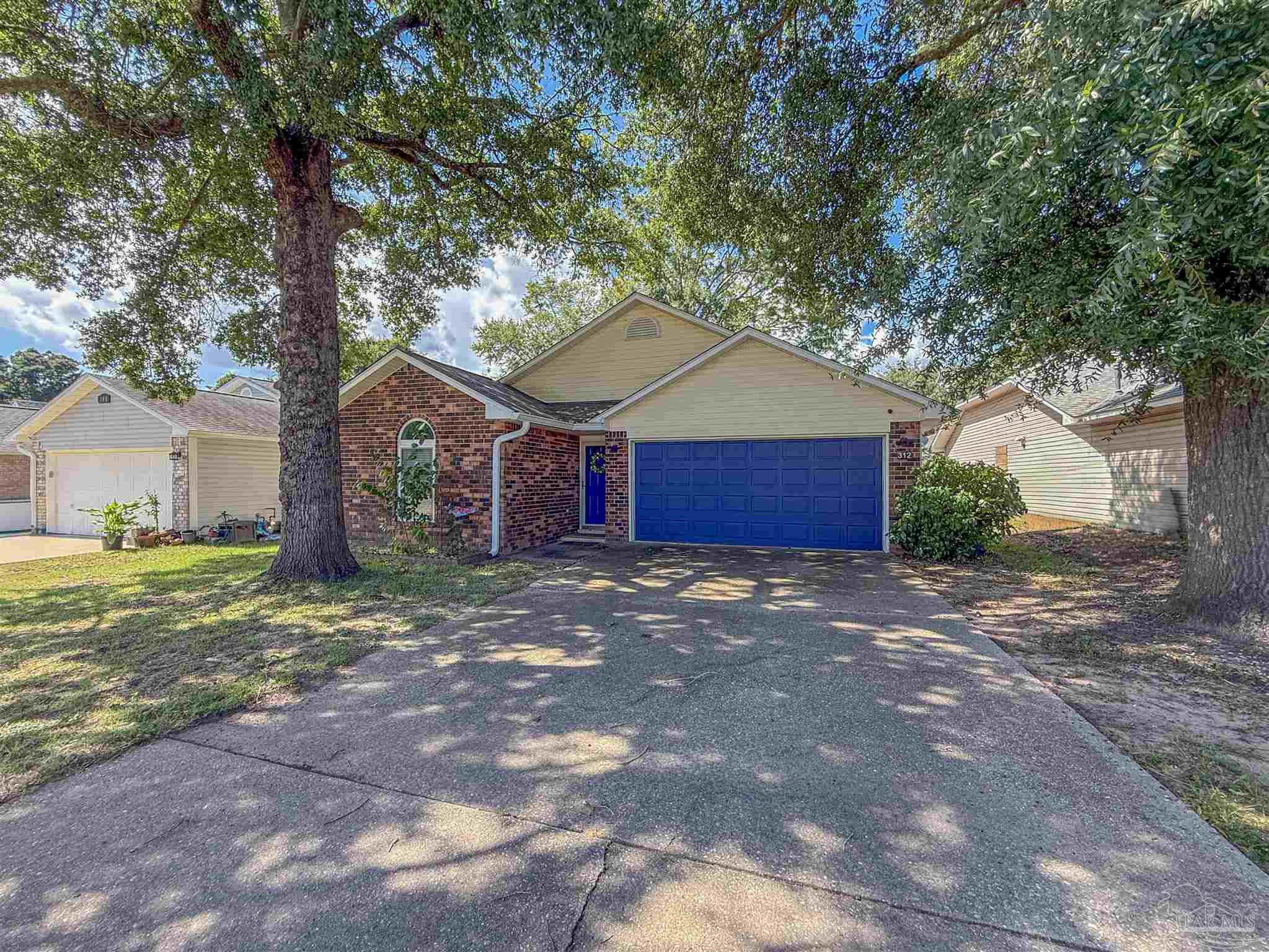 main property photo 0