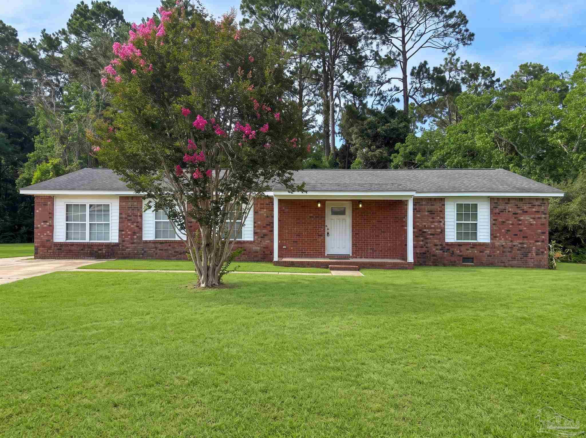 main property photo 0