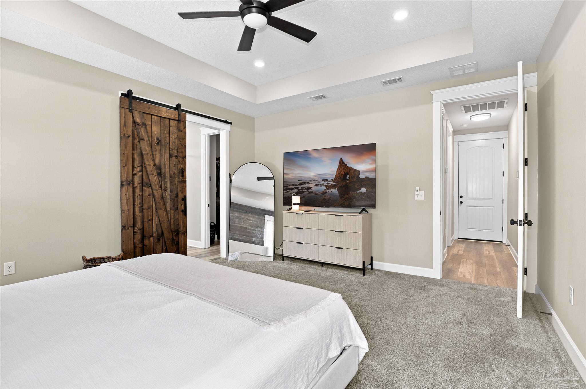 property viewer photo 20