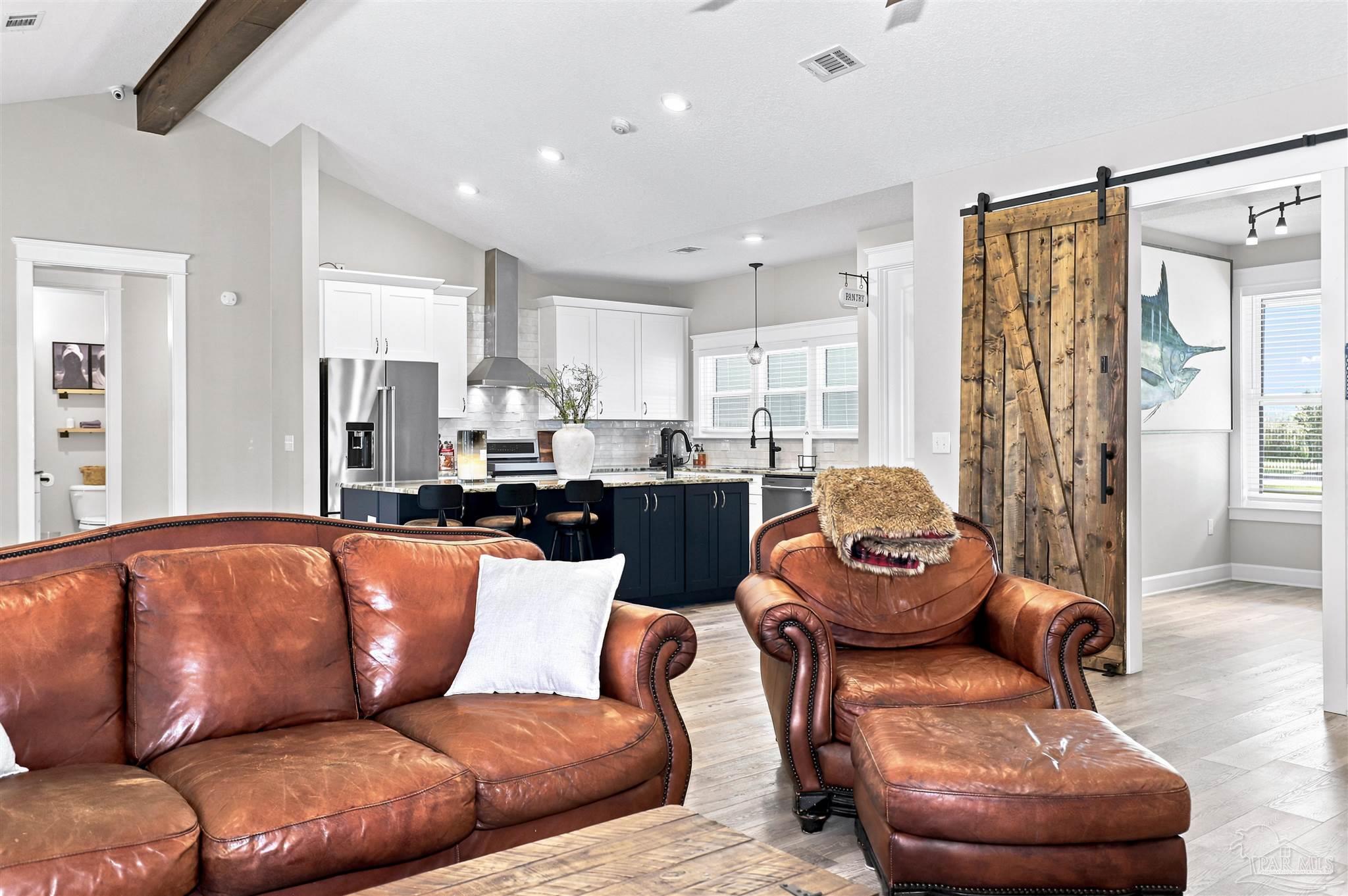 property viewer photo 5