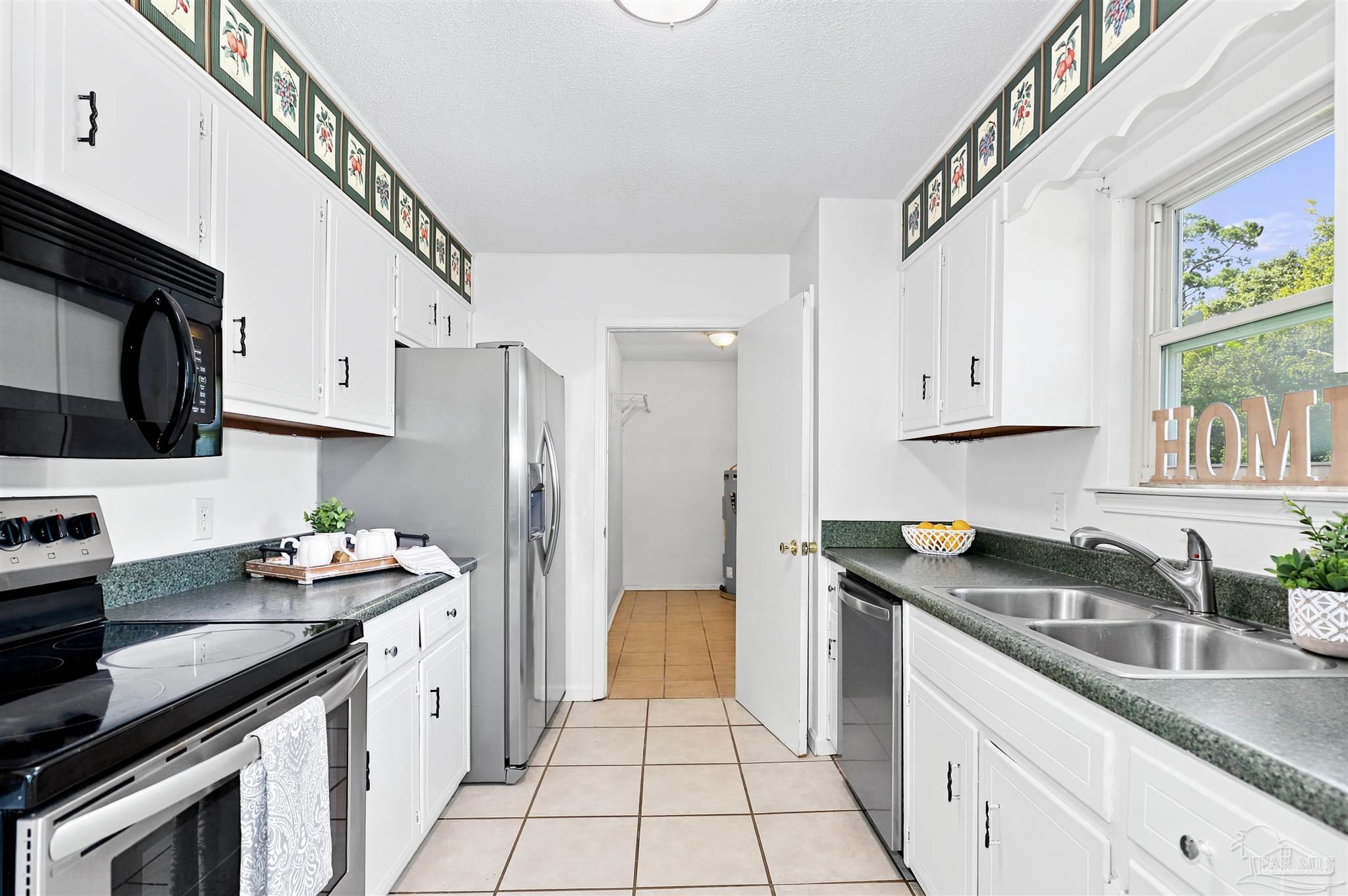 property viewer photo 11