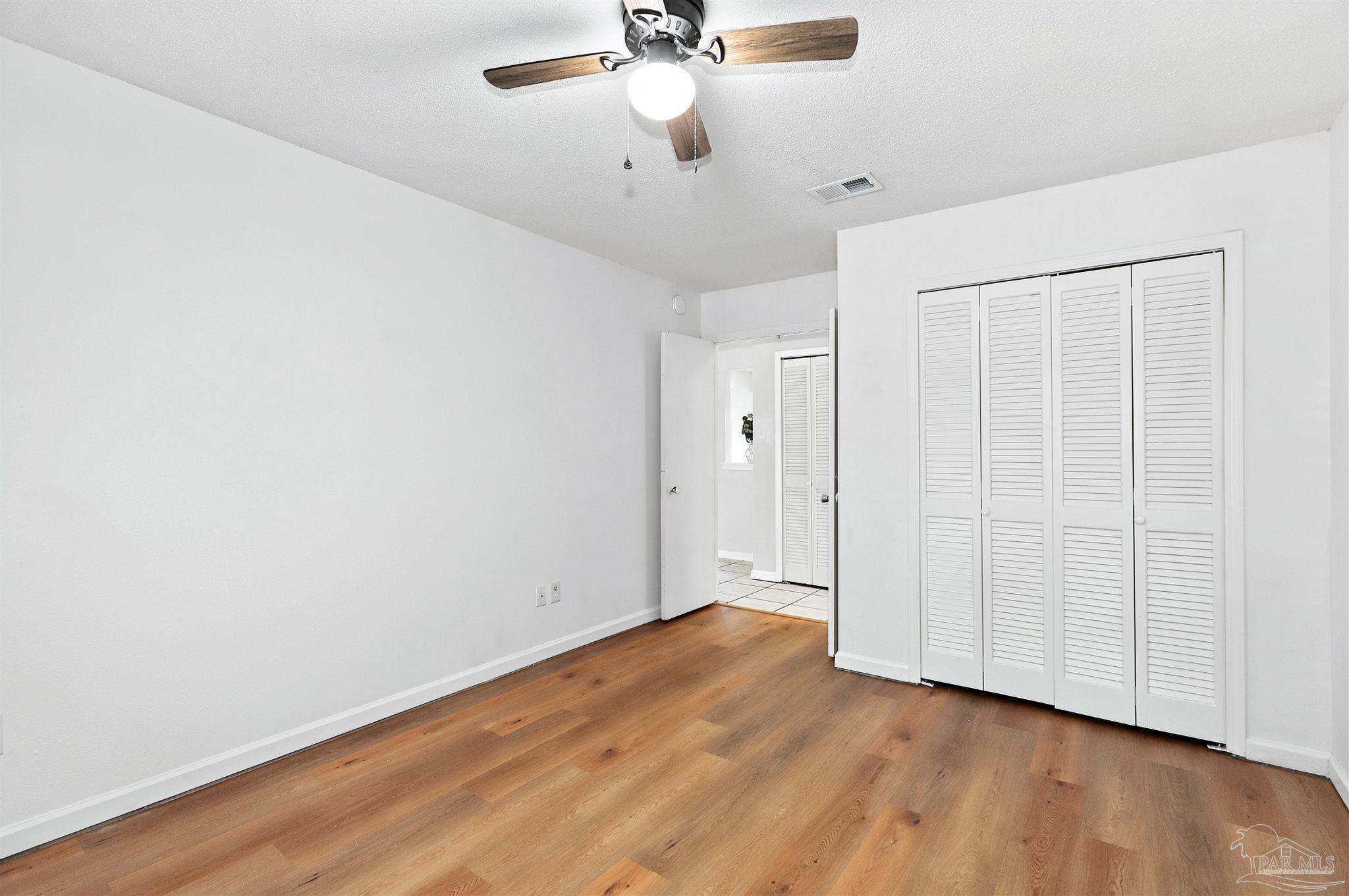 property viewer photo 22