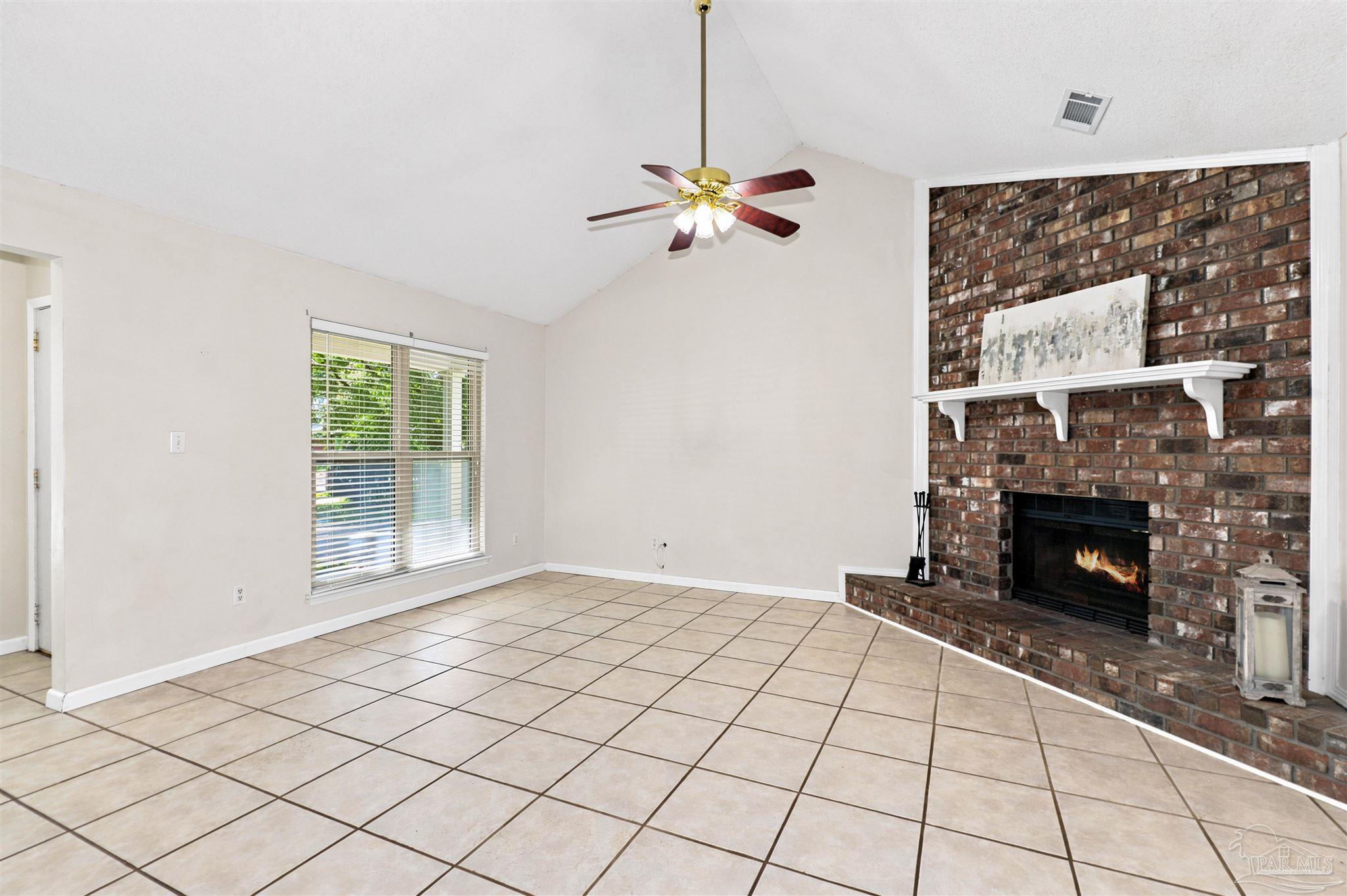 property viewer photo 3