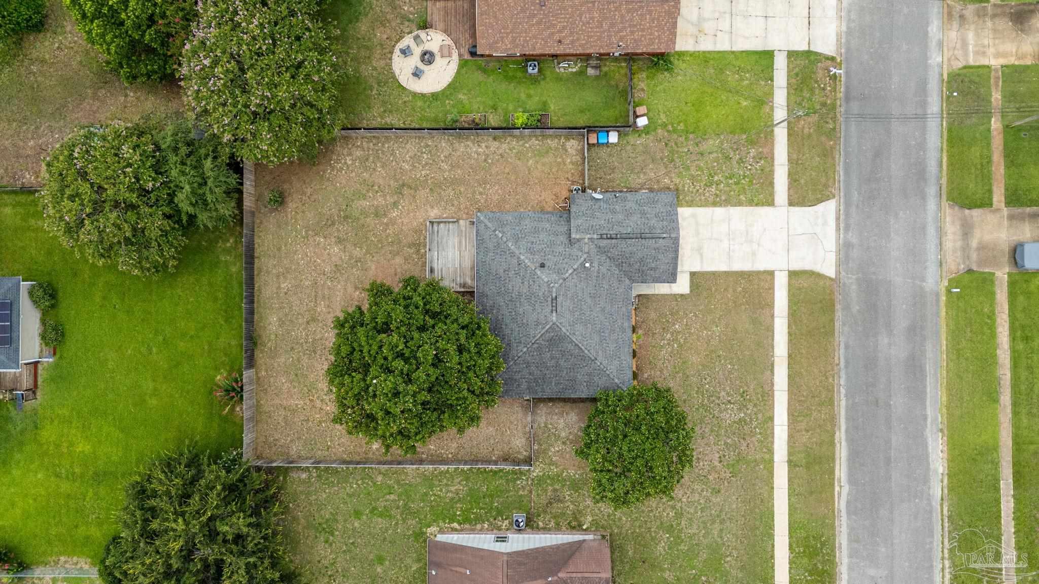 main property photo 41