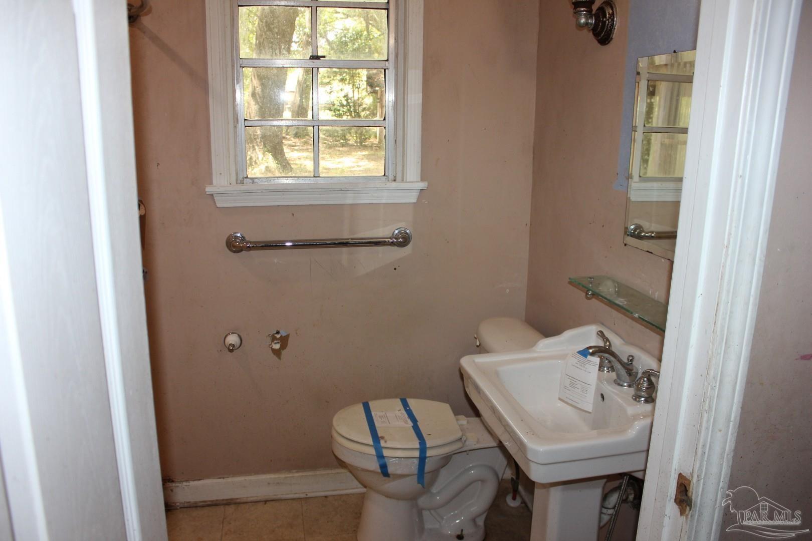main property photo 14