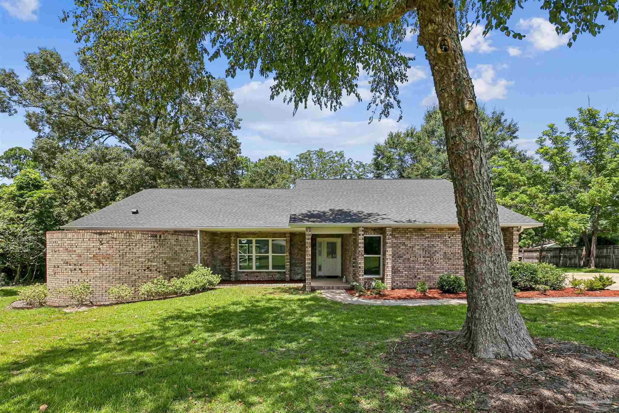 main property photo 0